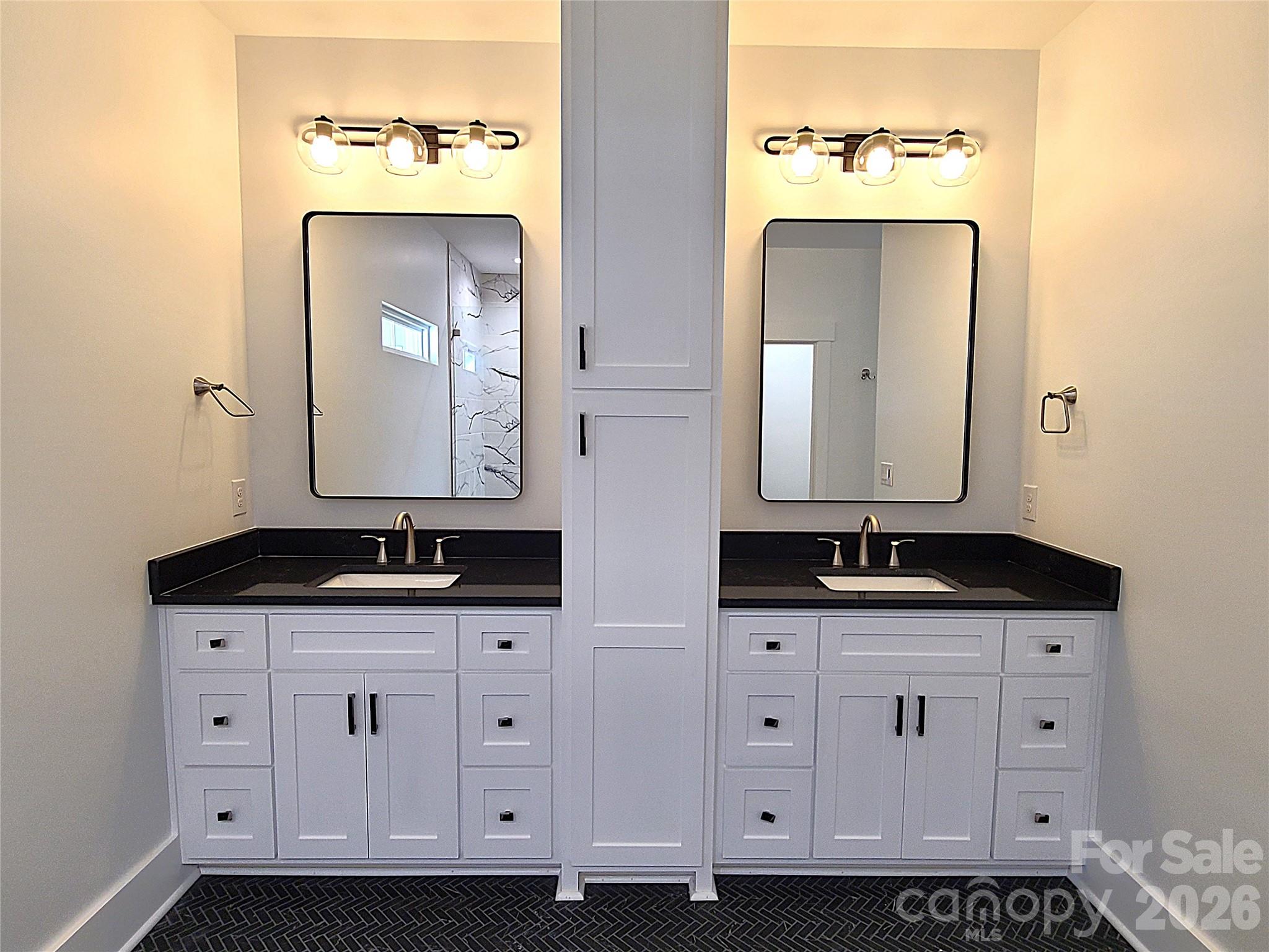 Primary bath - 405 19th Avenue Circle NW, Hickory