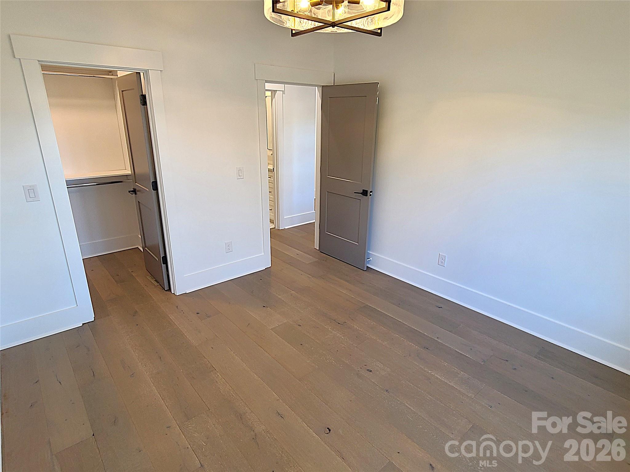 Main-level bedroom - 405 19th Avenue Circle NW, Hickory
