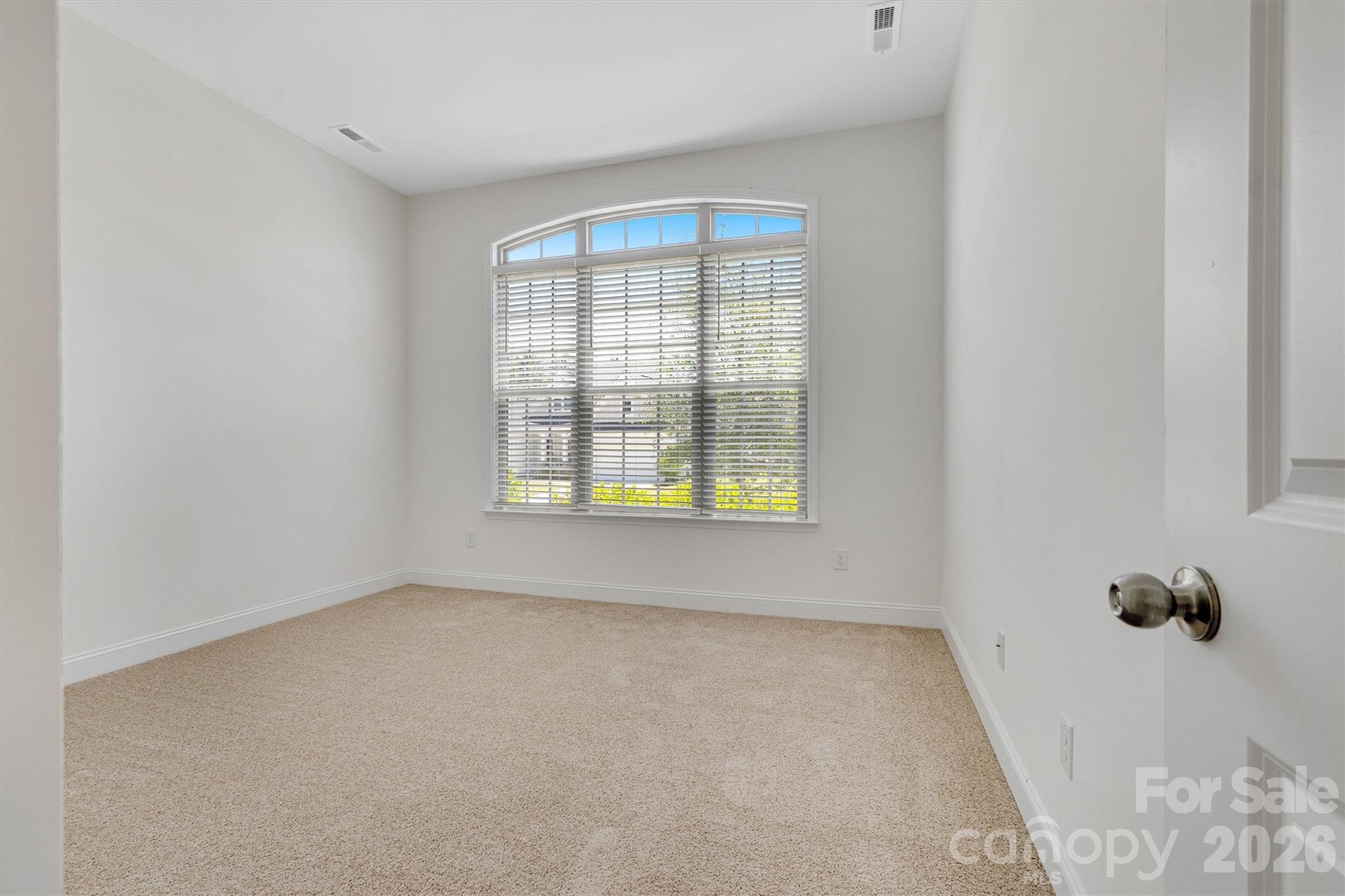 Single Family Residence at 8091 Woodline Lane, Denver, photo 26 of 36