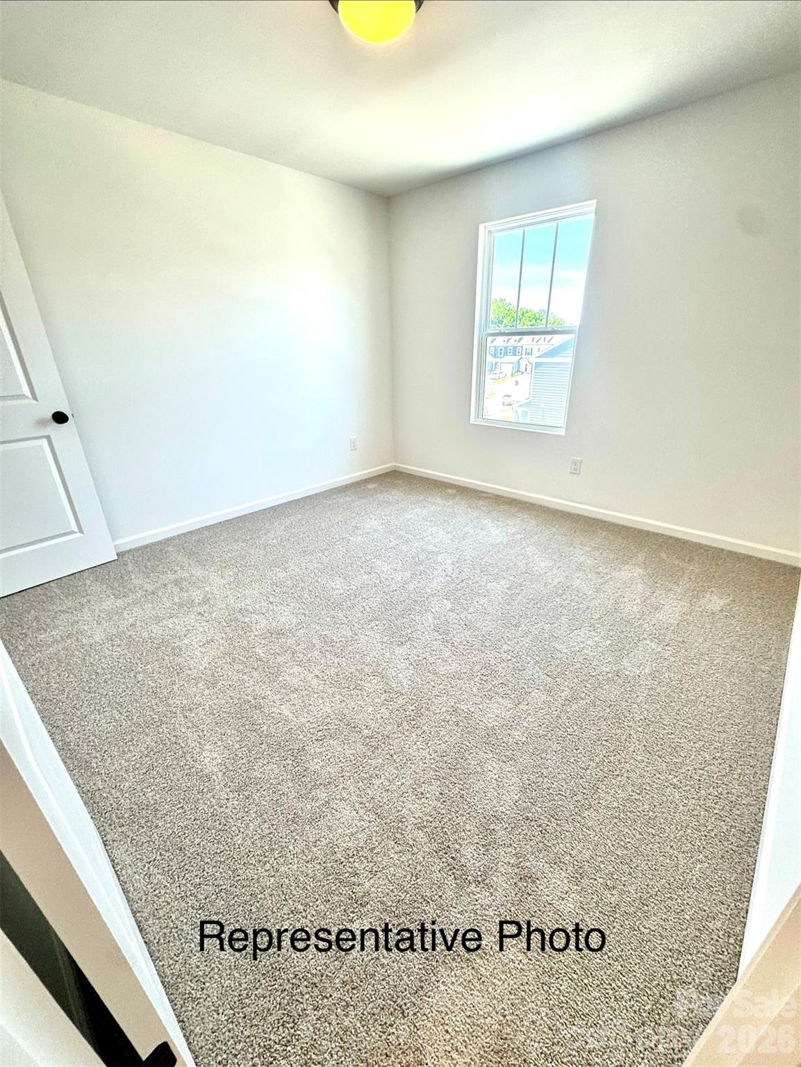 Bed 3 - 407 Drawbar Drive, Clover