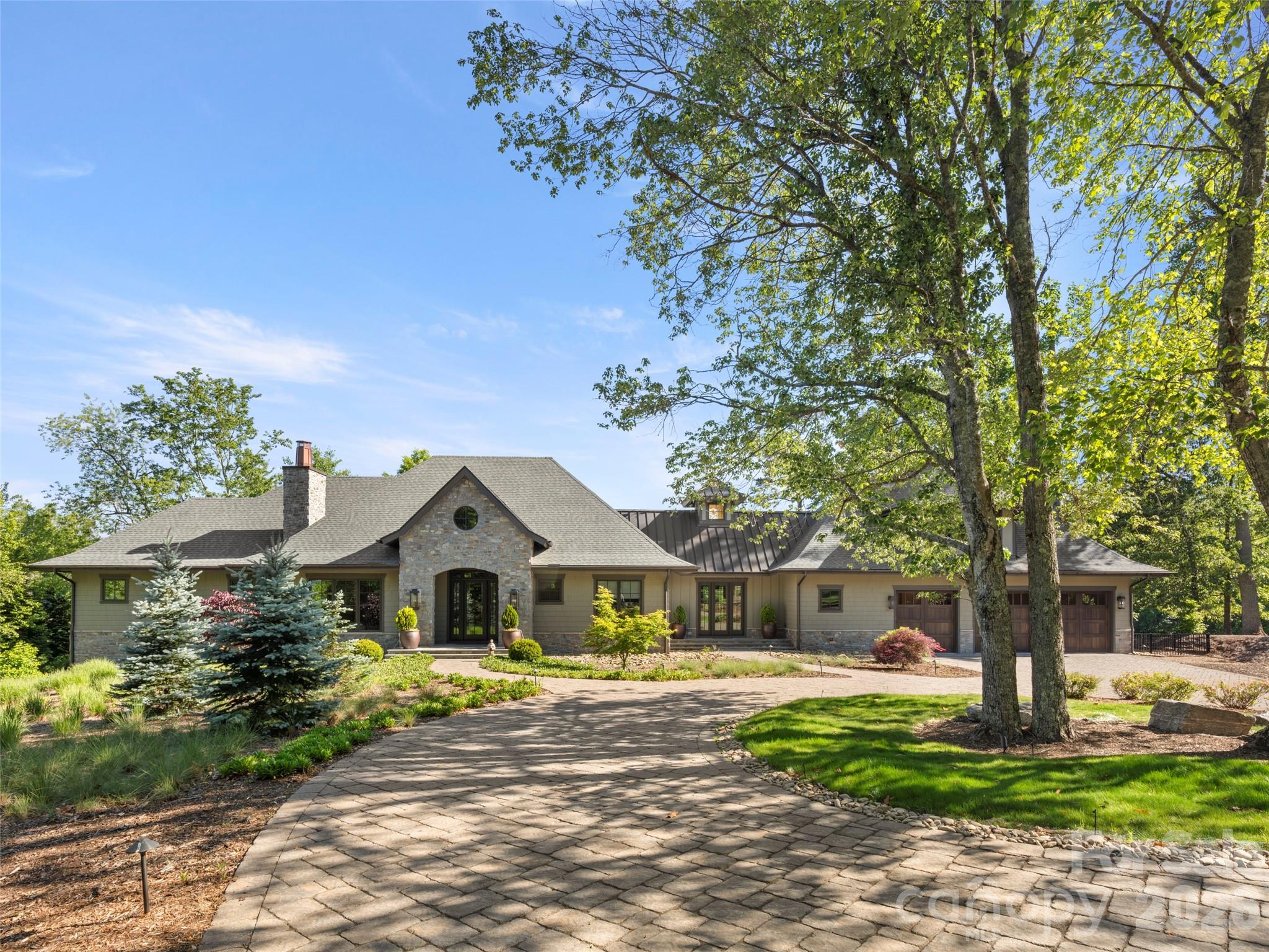 Single Family Residence at 334 Walnut Valley Parkway, Arden, photo 10 of 51