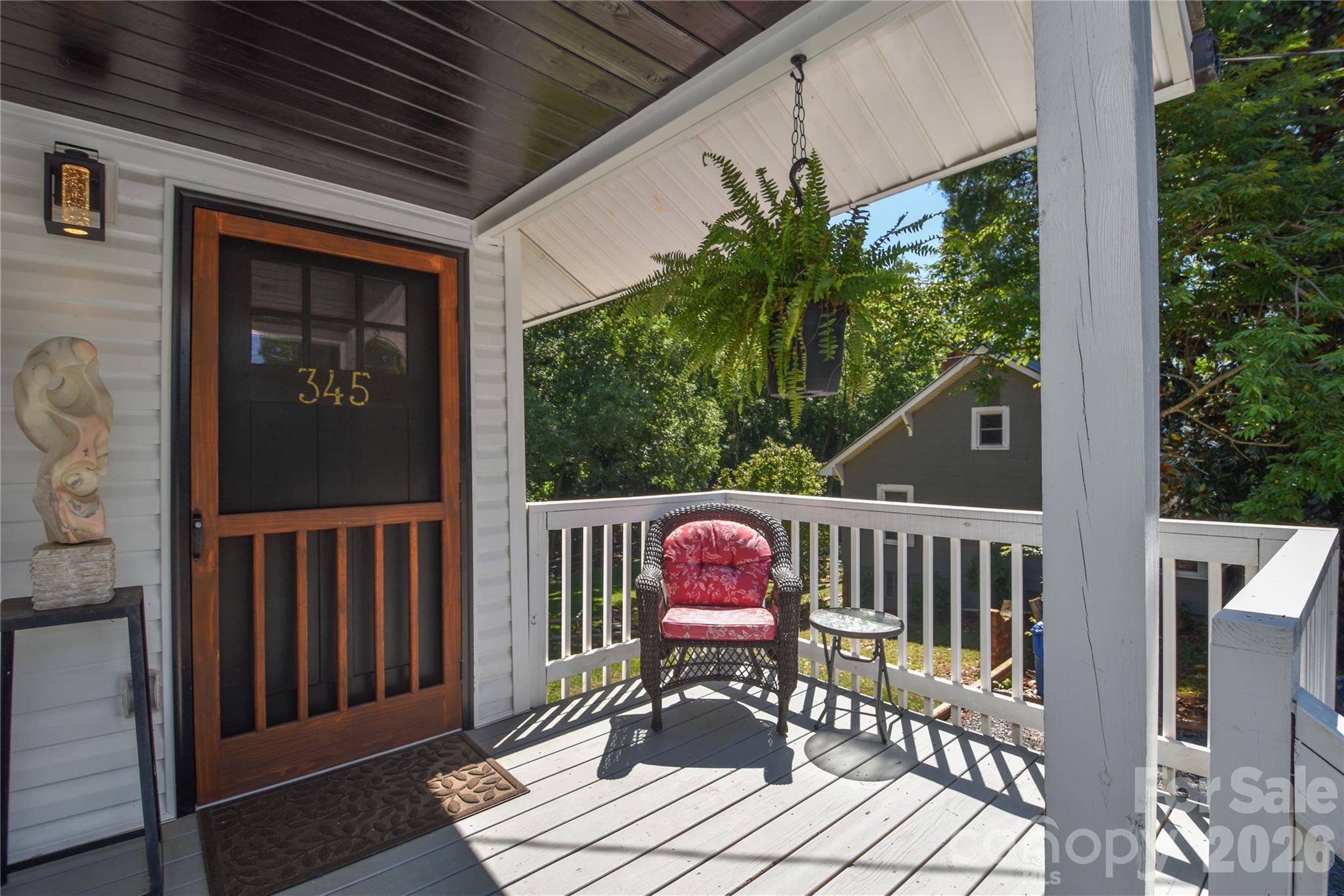 Front Porch - 345 W Lowrance Avenue, Mooresville