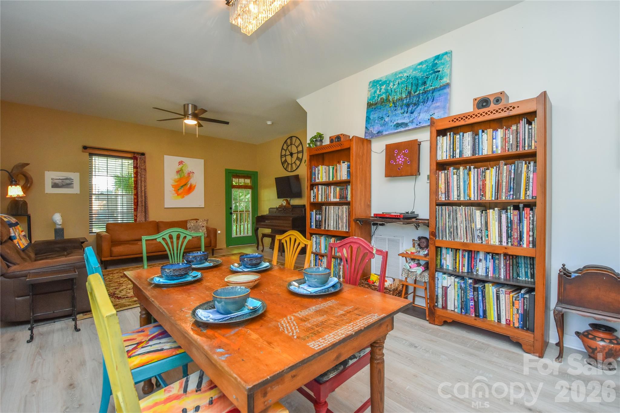 Dining Space - 345 W Lowrance Avenue, Mooresville