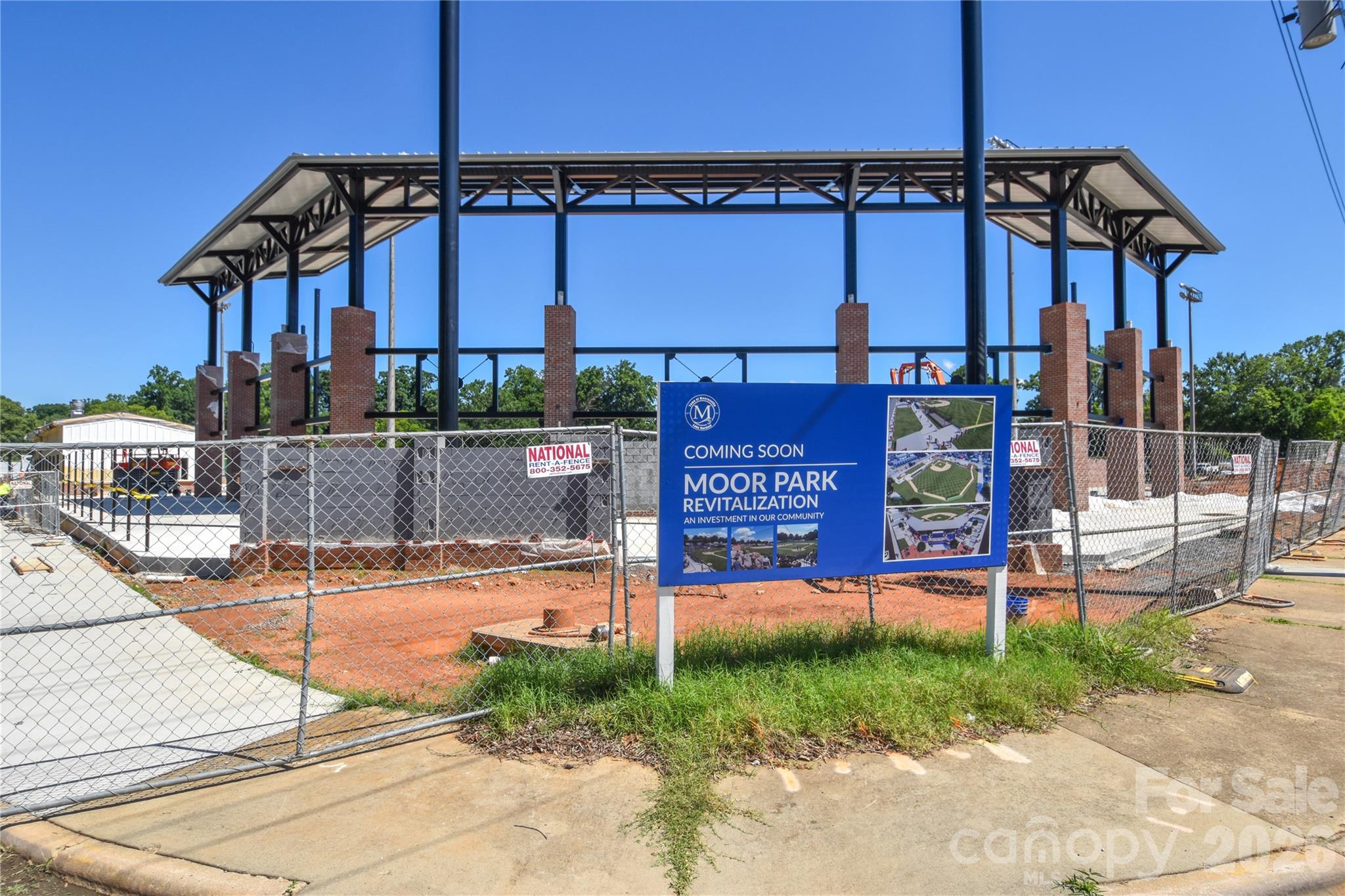 Moor Park Nearby! - 345 W Lowrance Avenue, Mooresville