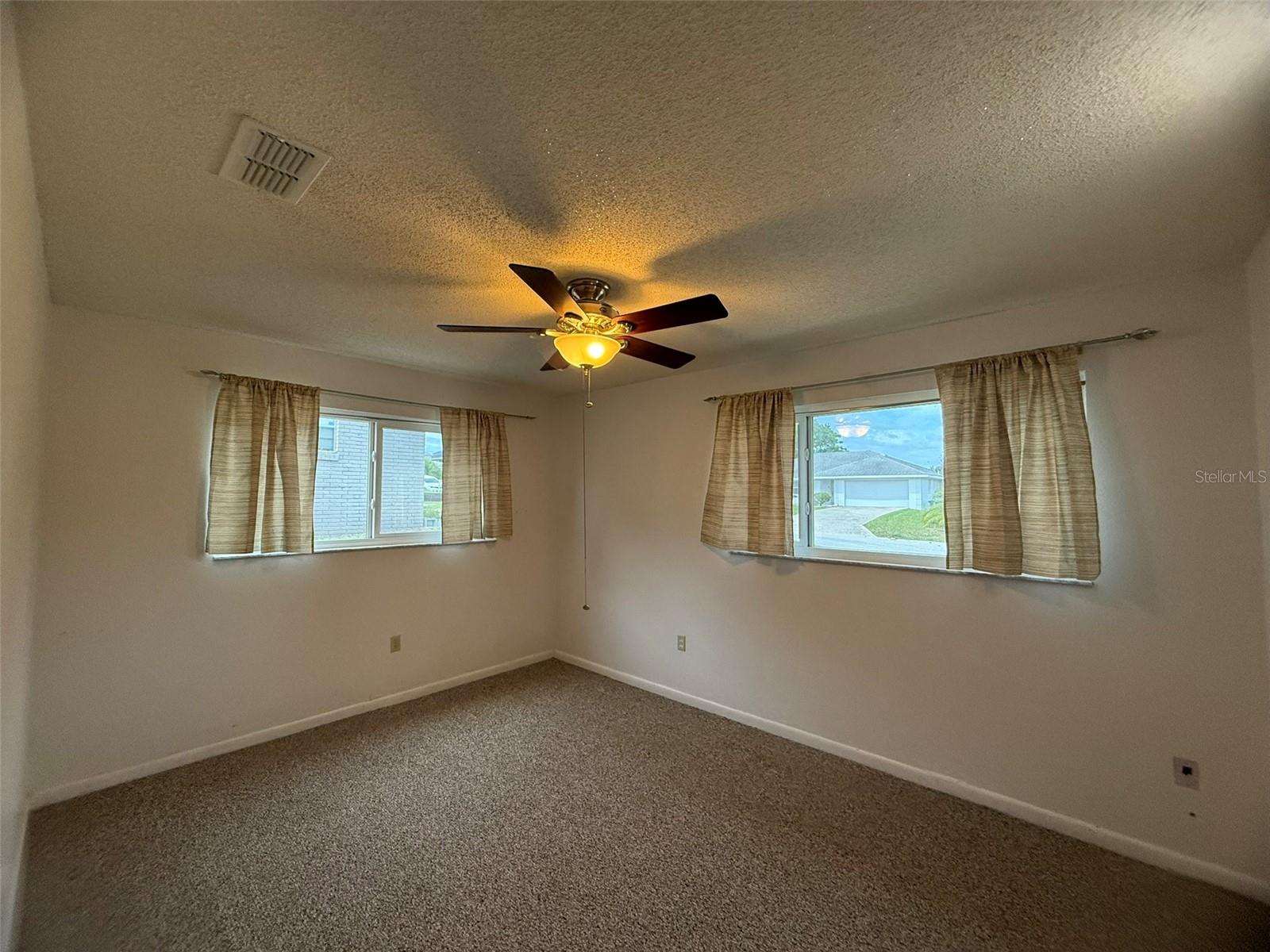 Single Family Residence at 7 LAGO VISTA CT, DAVENPORT, photo 21 of 44