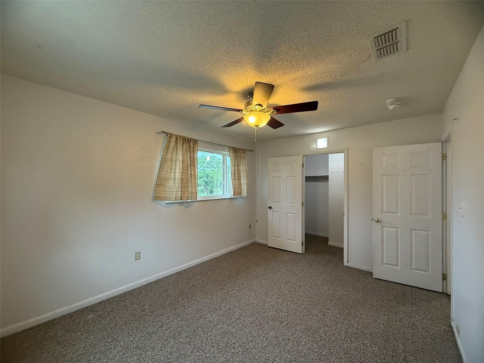 Single Family Residence at 7 LAGO VISTA CT, DAVENPORT, photo 22 of 44