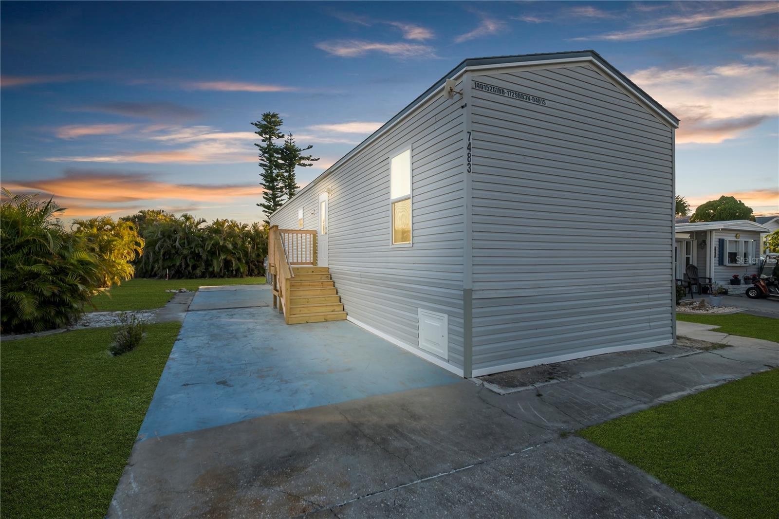 7483 DANVERS CIR