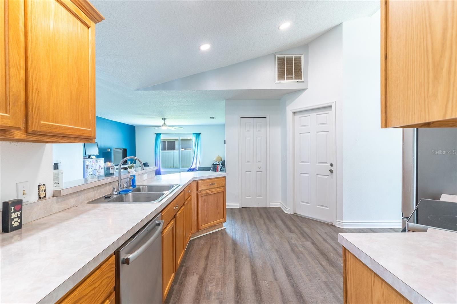 Single Family Residence at 2600 SHORTLEAF, KISSIMMEE, photo 7 of 60