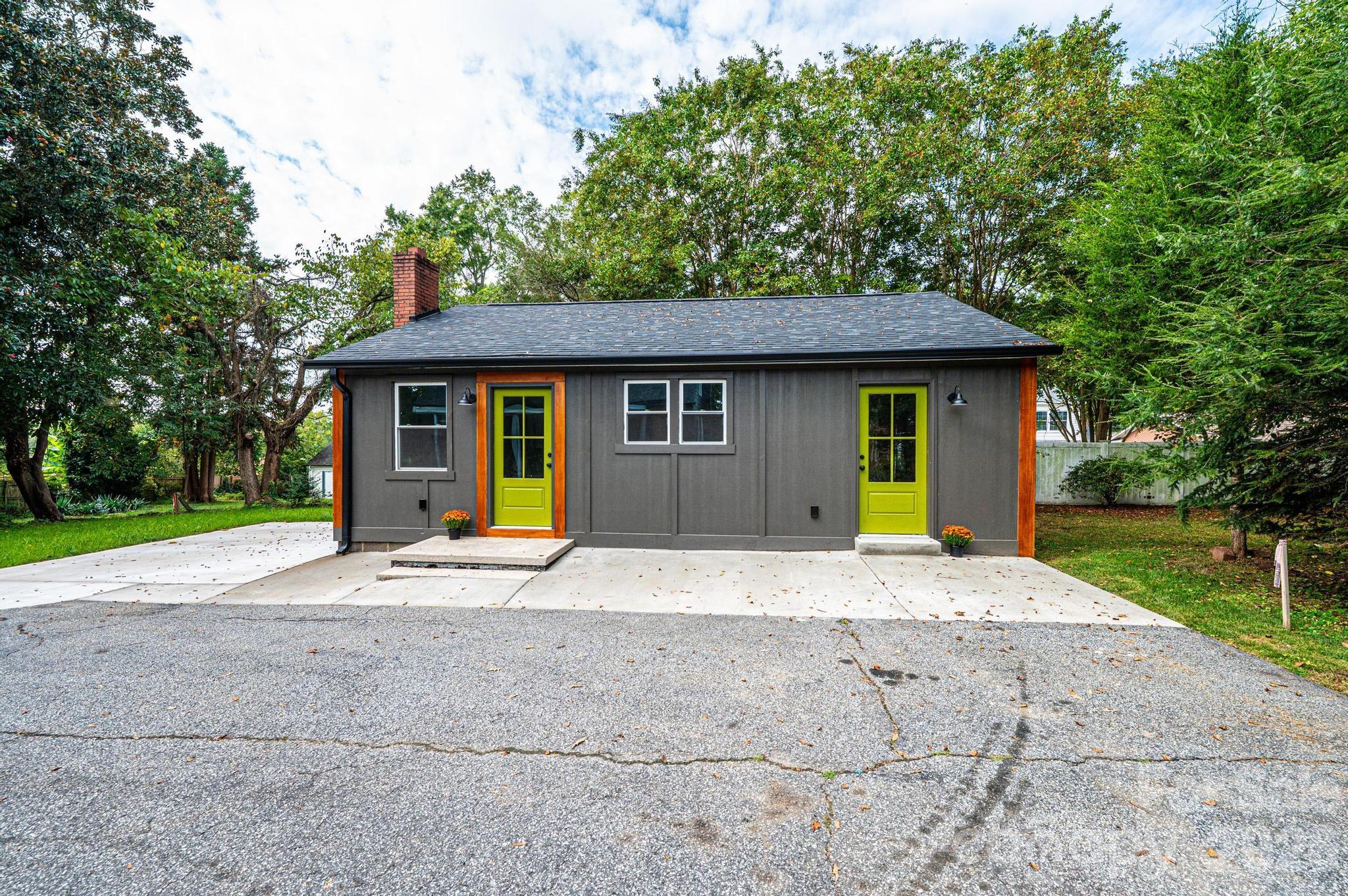Duplex at 526 Kentwood Street SW, Lenoir, photo 9 of 46