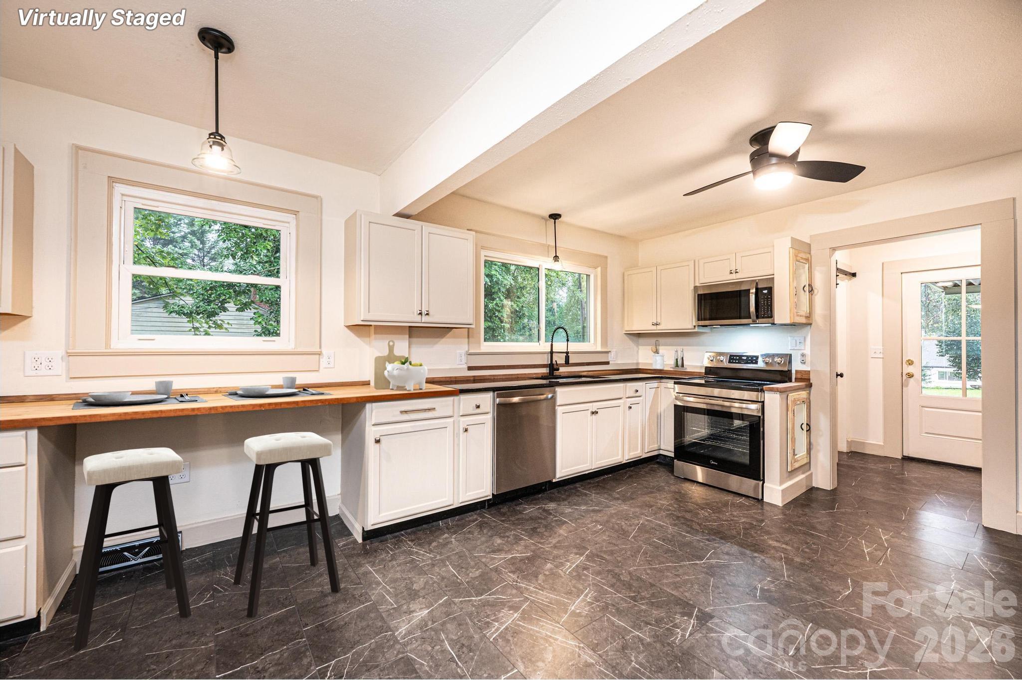 Duplex at 526 Kentwood Street SW, Lenoir, photo 17 of 46