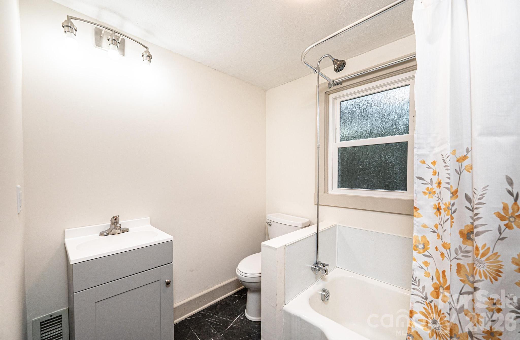 Duplex at 526 Kentwood Street SW, Lenoir, photo 33 of 46
