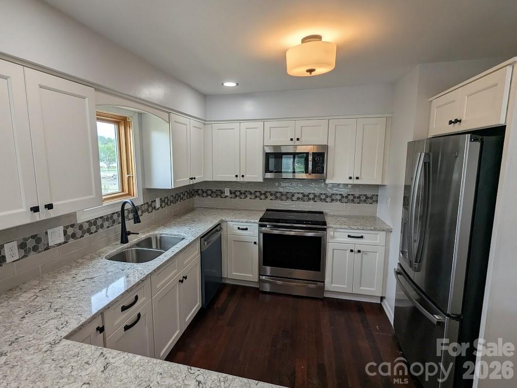 All NEW appliances - 100 Northshore Court, Cherryville