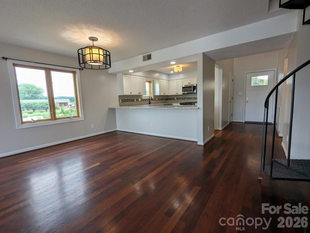 Dining area - 100 Northshore Court, Cherryville