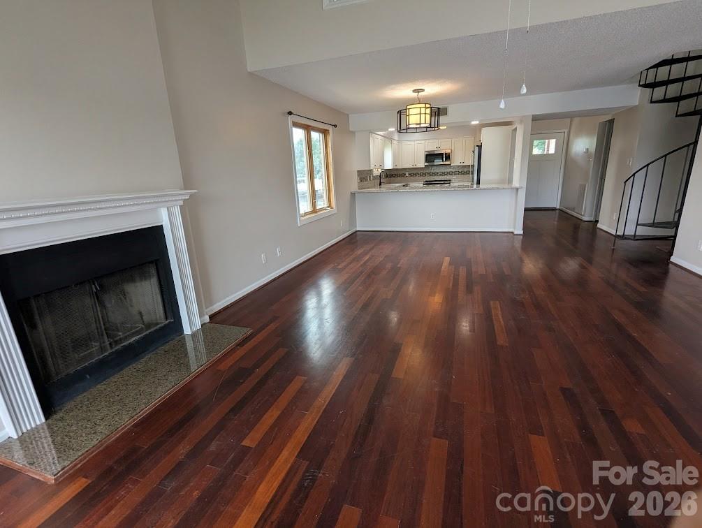 Wood burning fireplace - 100 Northshore Court, Cherryville