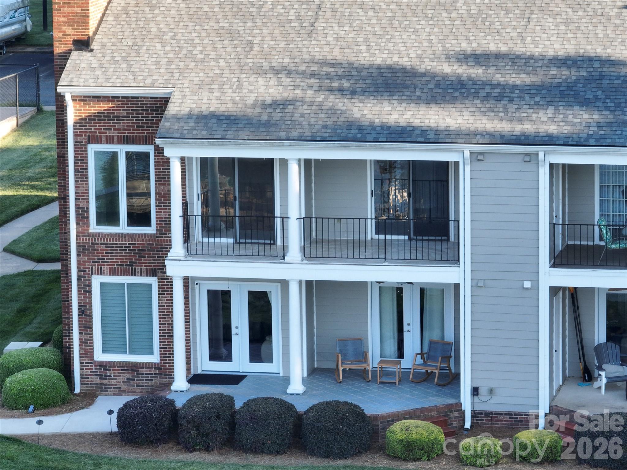 Top left unit. Overlooking Moss lake. - 100 Northshore Court, Cherryville