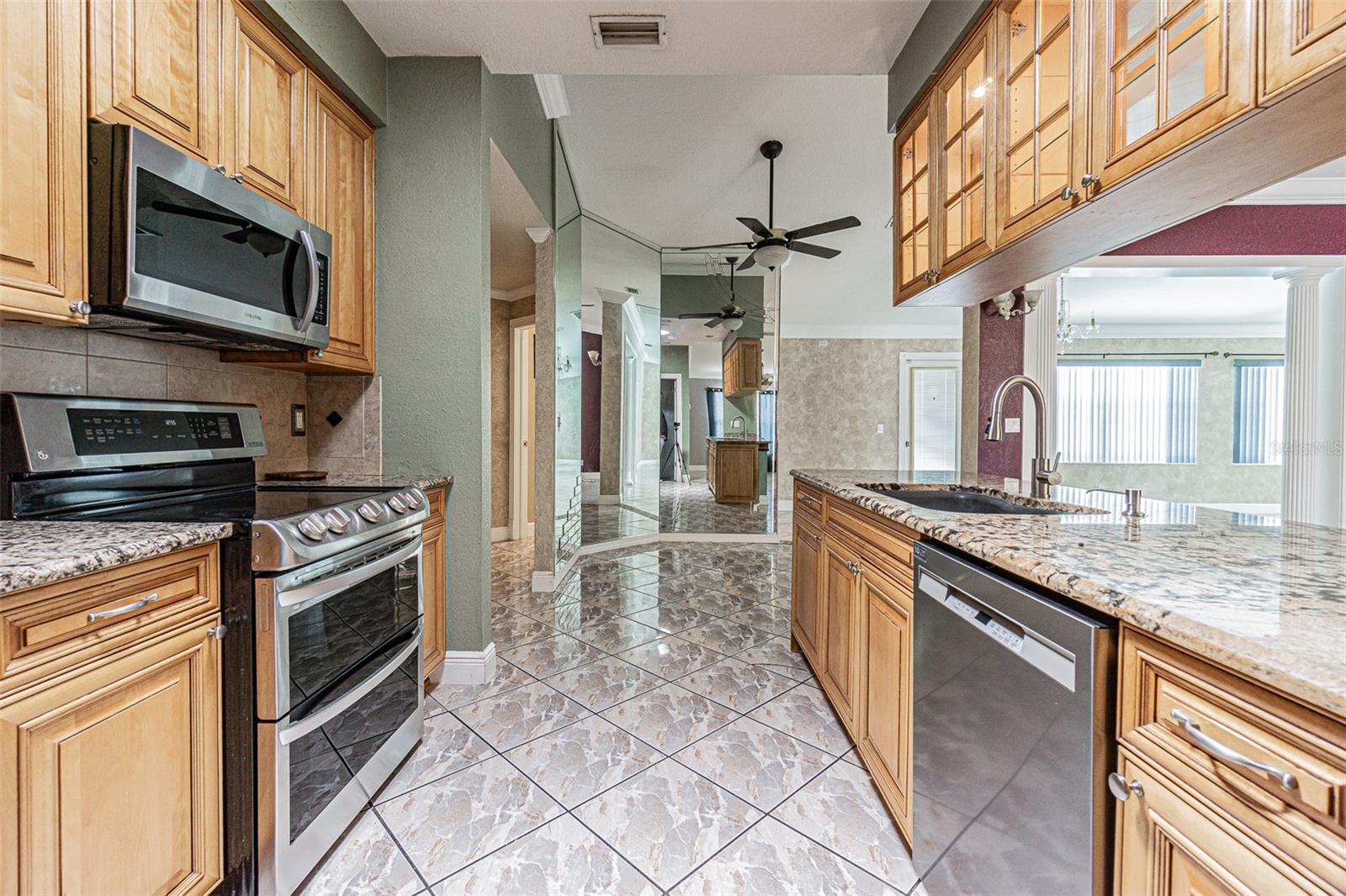 Single Family Residence at 7715 CYPRESS TRACE CT, NEW PORT RICHEY, photo 8 of 31