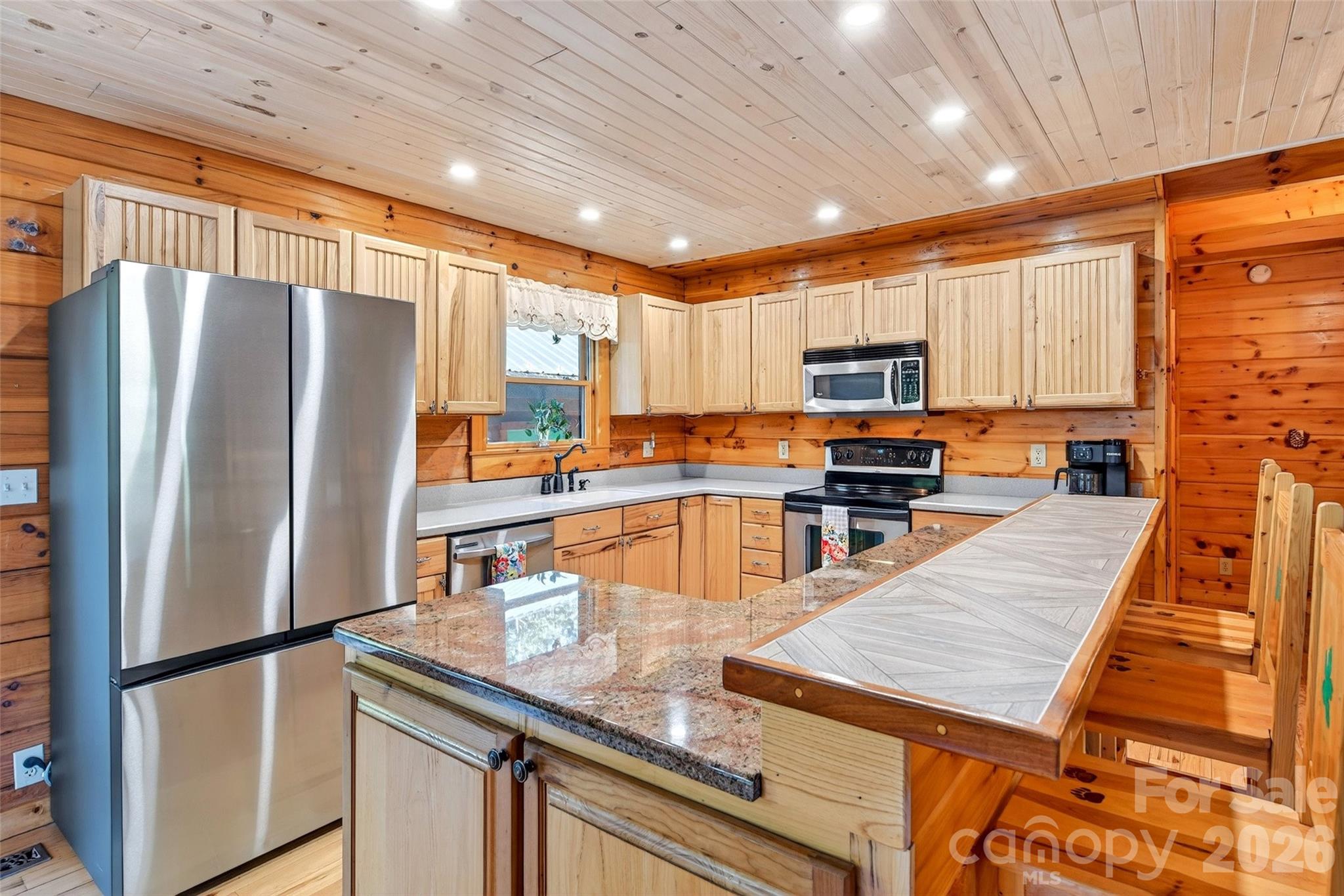 Single Family Residence at 545 Mountain Crest Drive S, Marion, photo 10 of 47