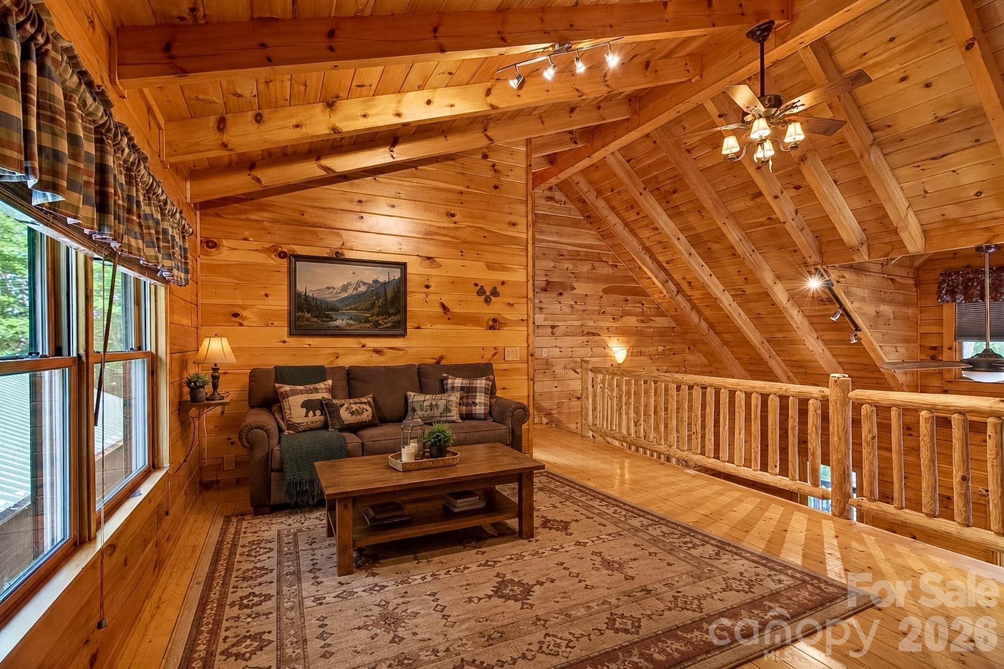 Virtually Staged LOFT - 545 Mountain Crest Drive S, Marion