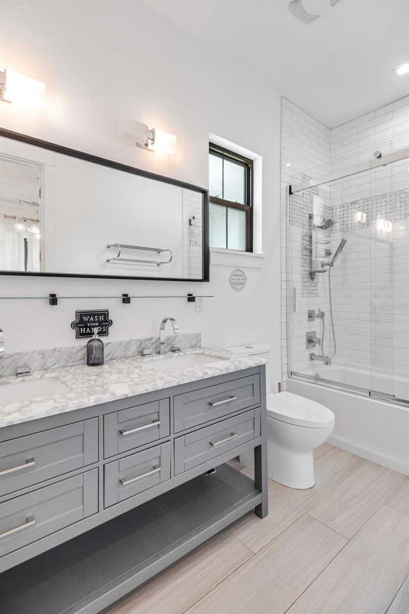 Guest house bath. - 14 MERIDIAN HOME LN, PALM COAST