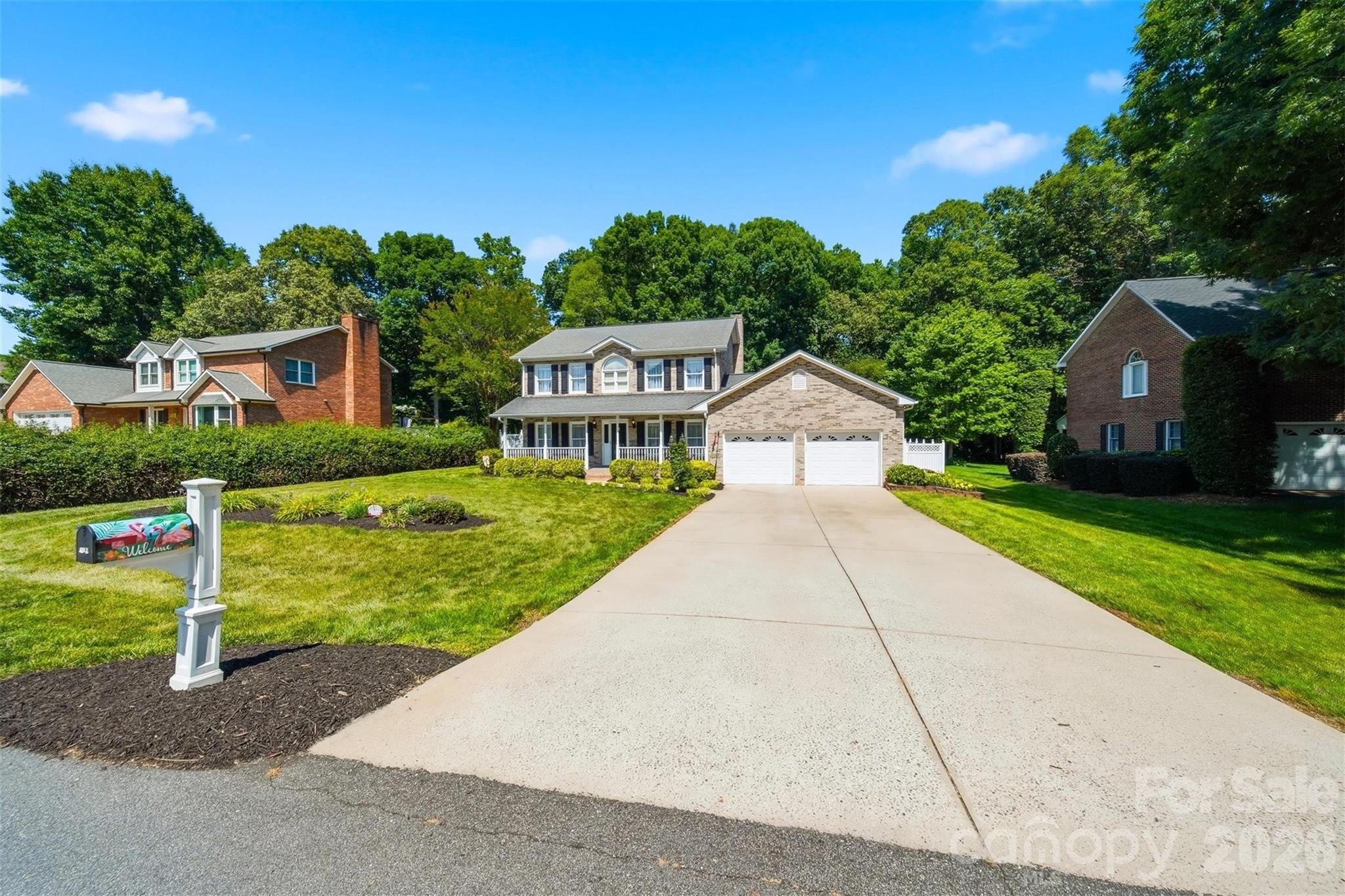 Single Family Residence at 1948 Twin Ponds Drive, Hickory, photo 44 of 48