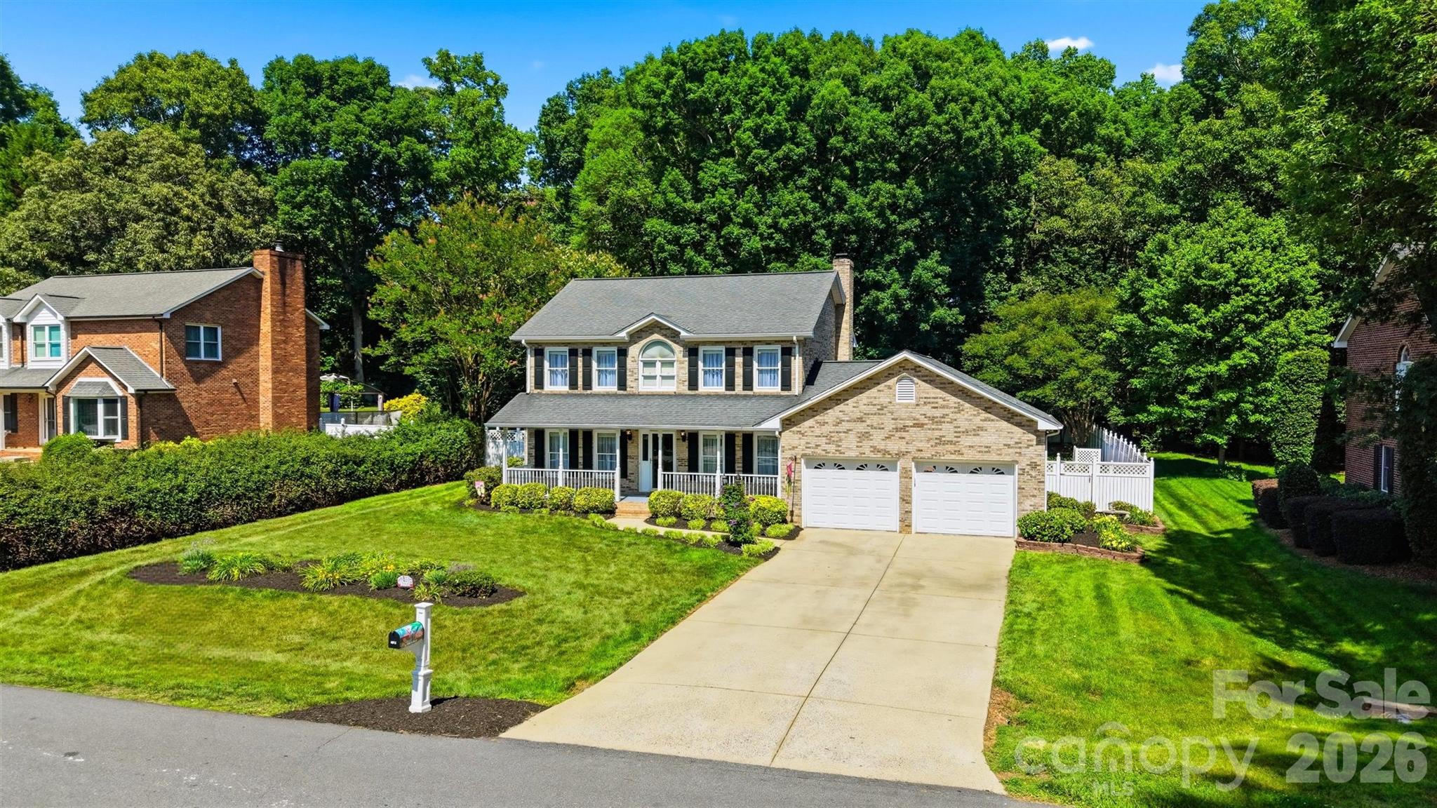 Single Family Residence at 1948 Twin Ponds Drive, Hickory, photo 45 of 48