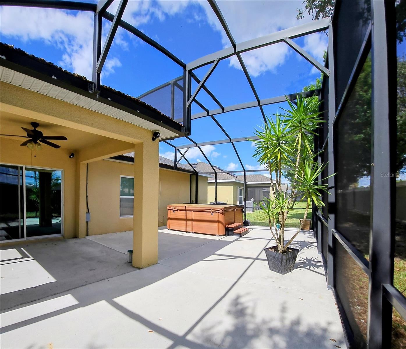 Single Family Residence at 316 ANDALUSIA LOOP, DAVENPORT, photo 9 of 59