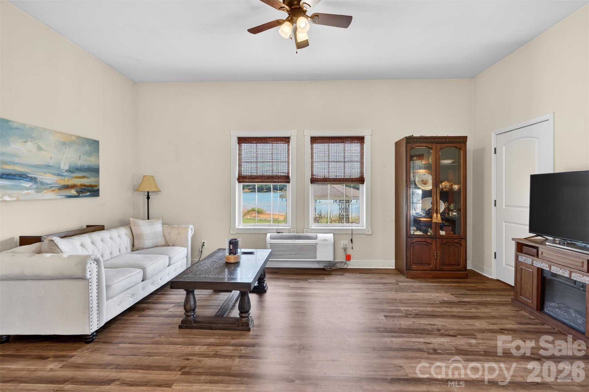 pool house living area w/ view - 615 Kenway Loop, Mooresville