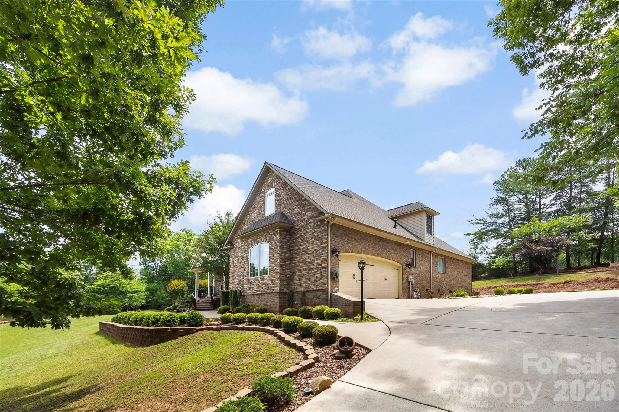 Single Family Residence at 770 Cooks Cove Ridge, Clover, photo 2 of 48