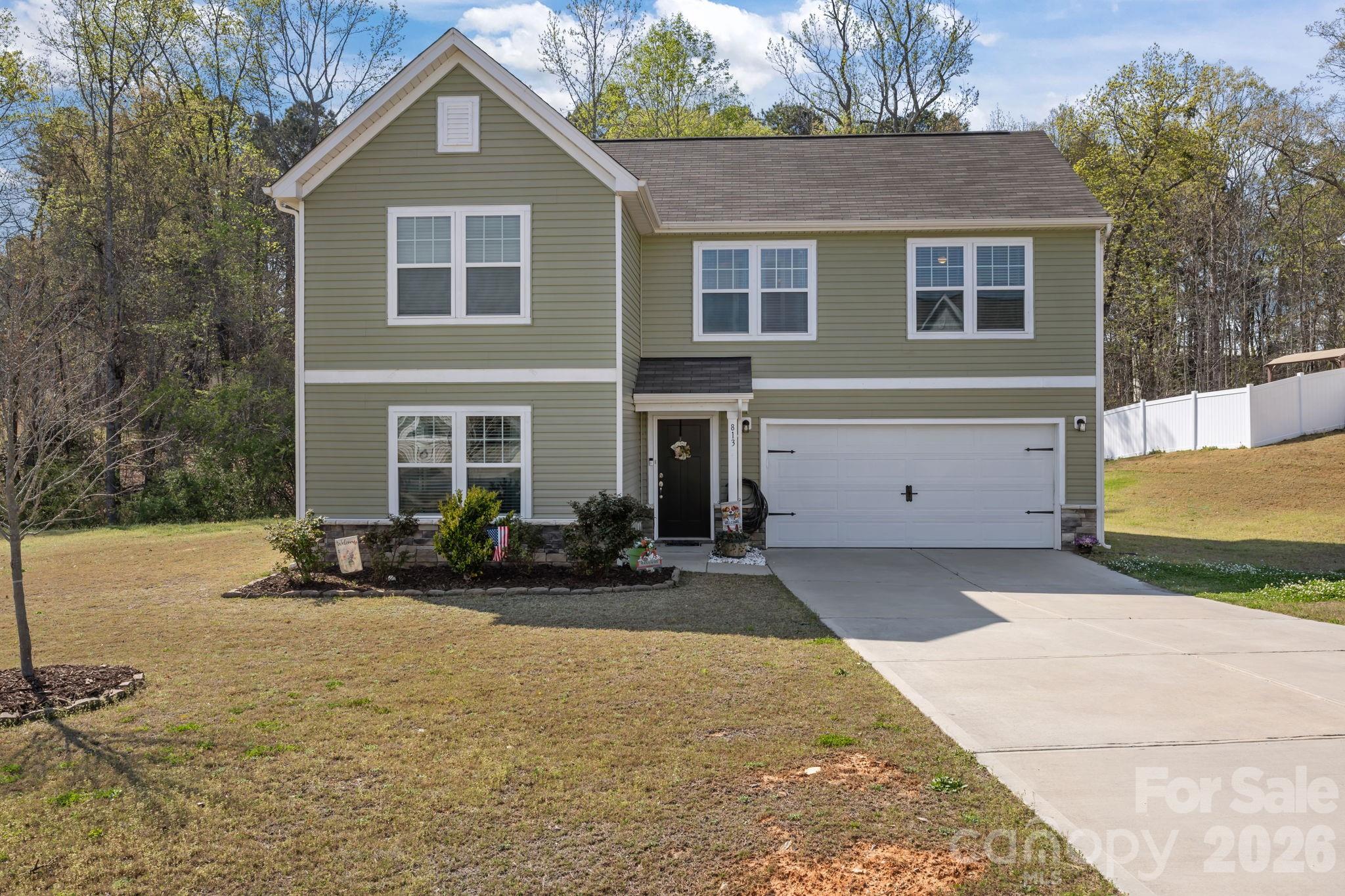 Welcome Home! - 813 Yorkshire Drive, Albemarle