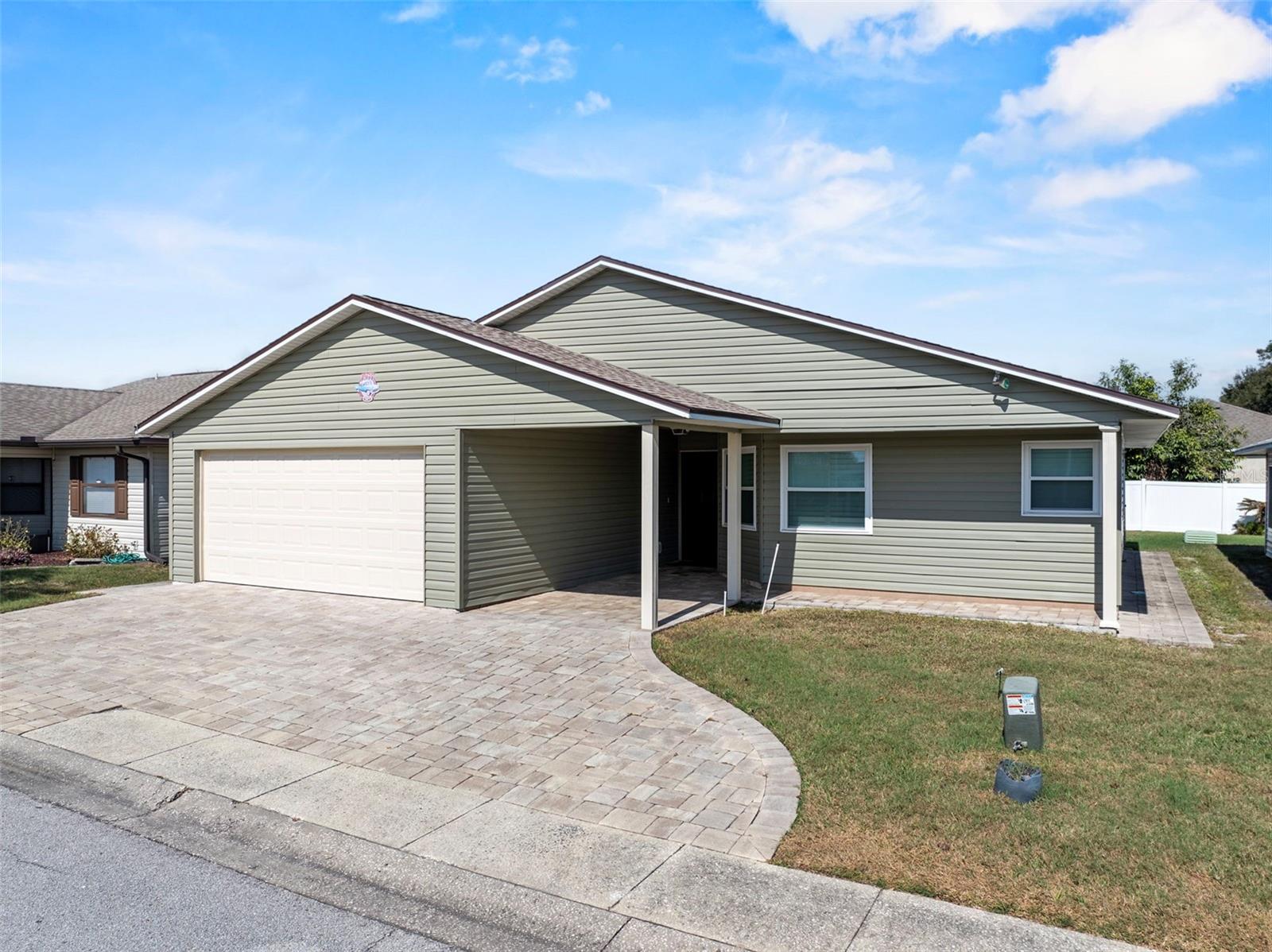 1957 PRAIRIE DUNES CIR N