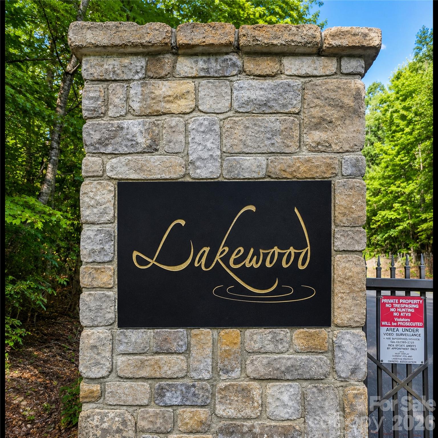 Lakewood Gated Entrance - 547 James View Road, Marion
