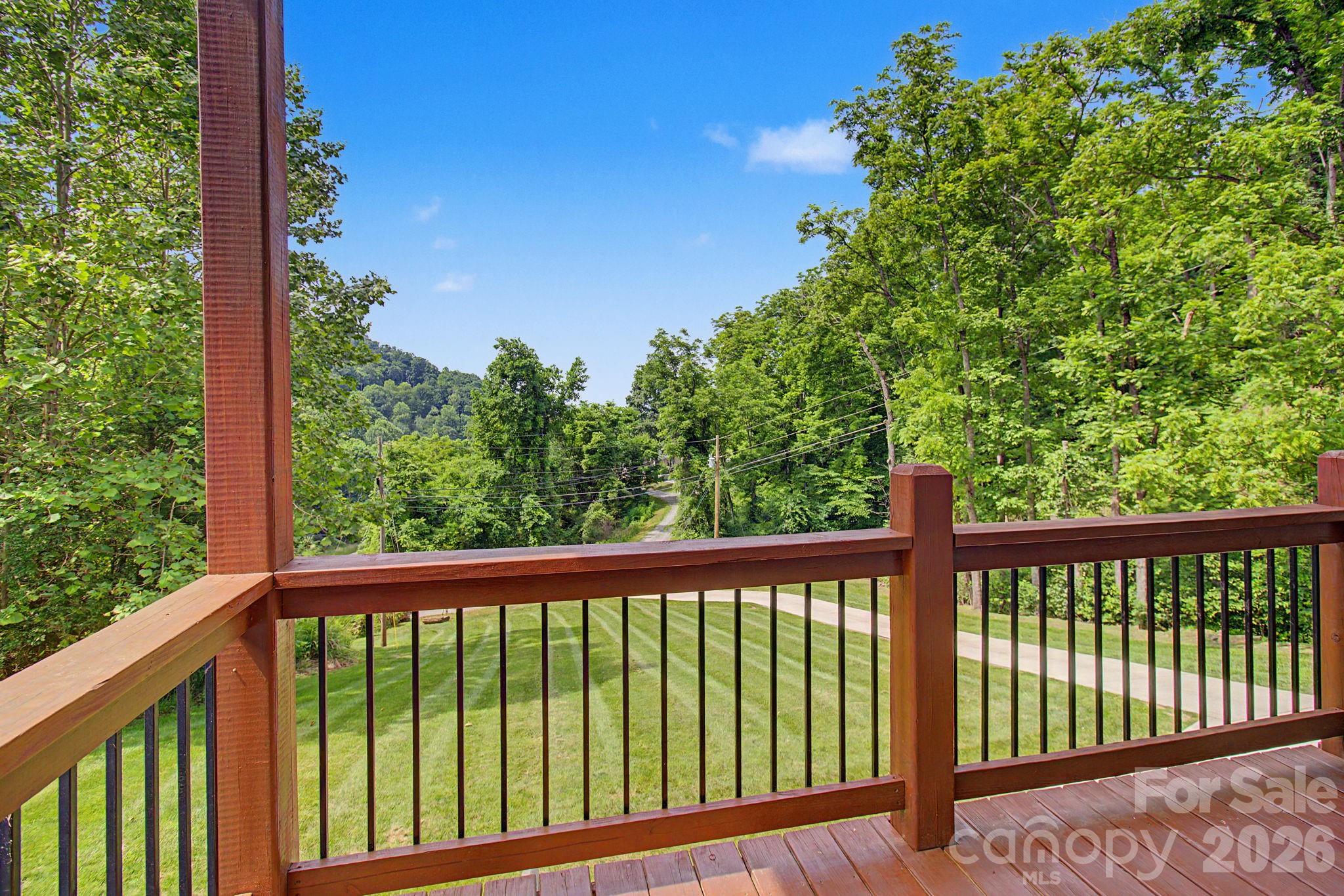 Single Family Residence at 300 Green Meadow Lane, Mars Hill, photo 3 of 39