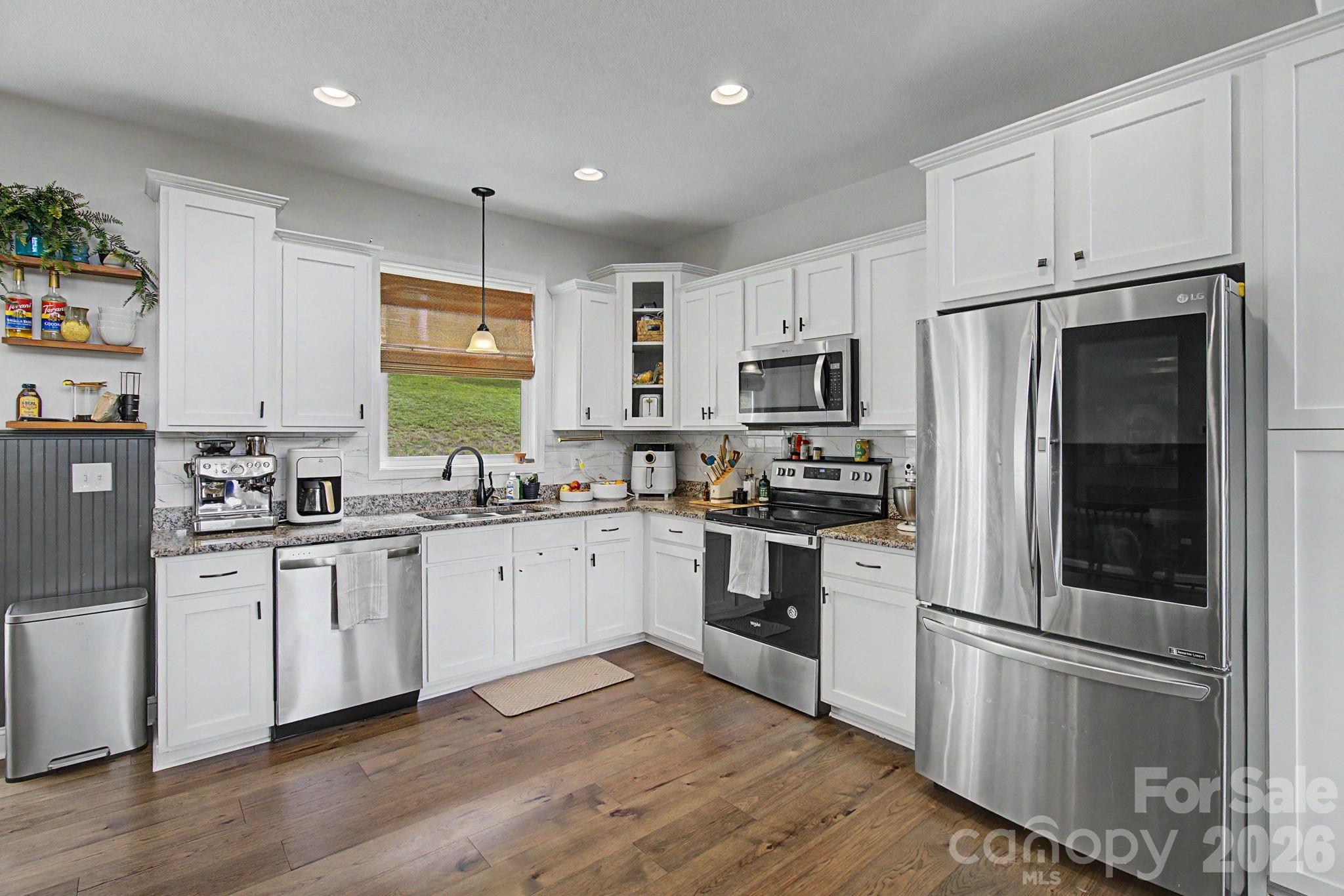 Single Family Residence at 300 Green Meadow Lane, Mars Hill, photo 12 of 39
