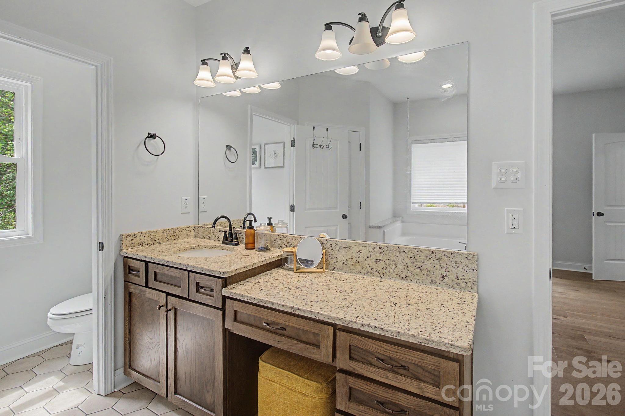 Single Family Residence at 300 Green Meadow Lane, Mars Hill, photo 19 of 39