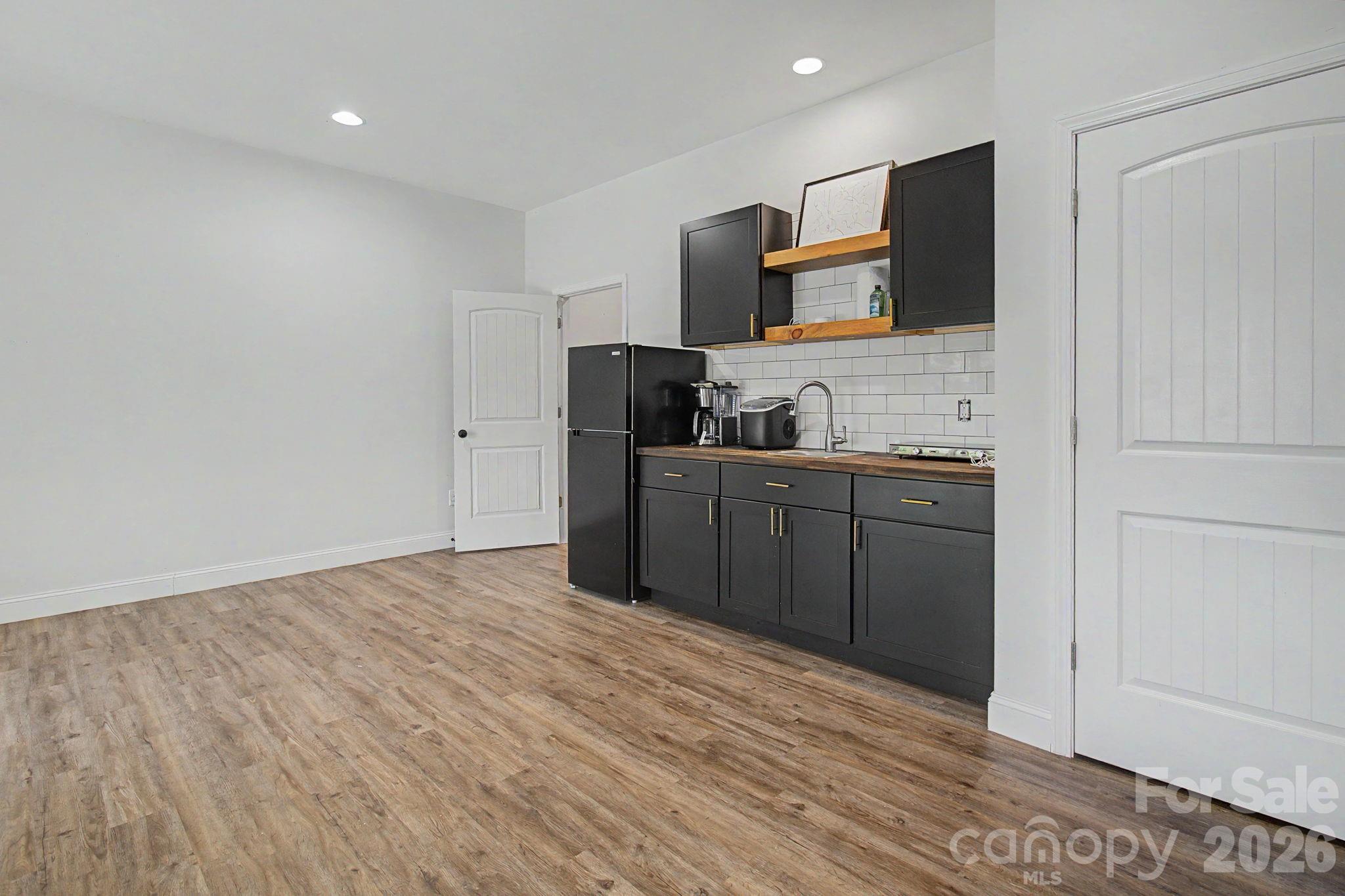 Single Family Residence at 300 Green Meadow Lane, Mars Hill, photo 27 of 39