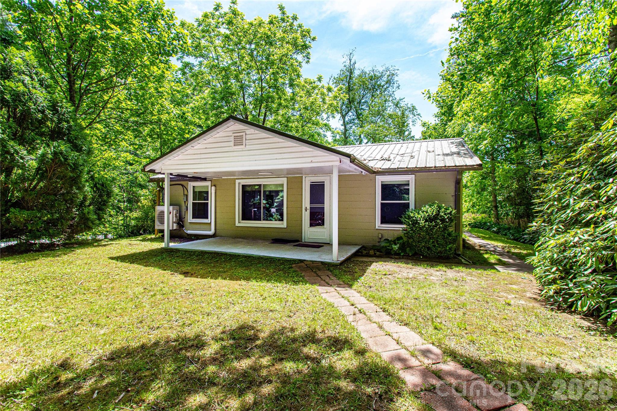 Single Family Residence at 2603 Kim Miller Road, Lake Toxaway, photo 26 of 33