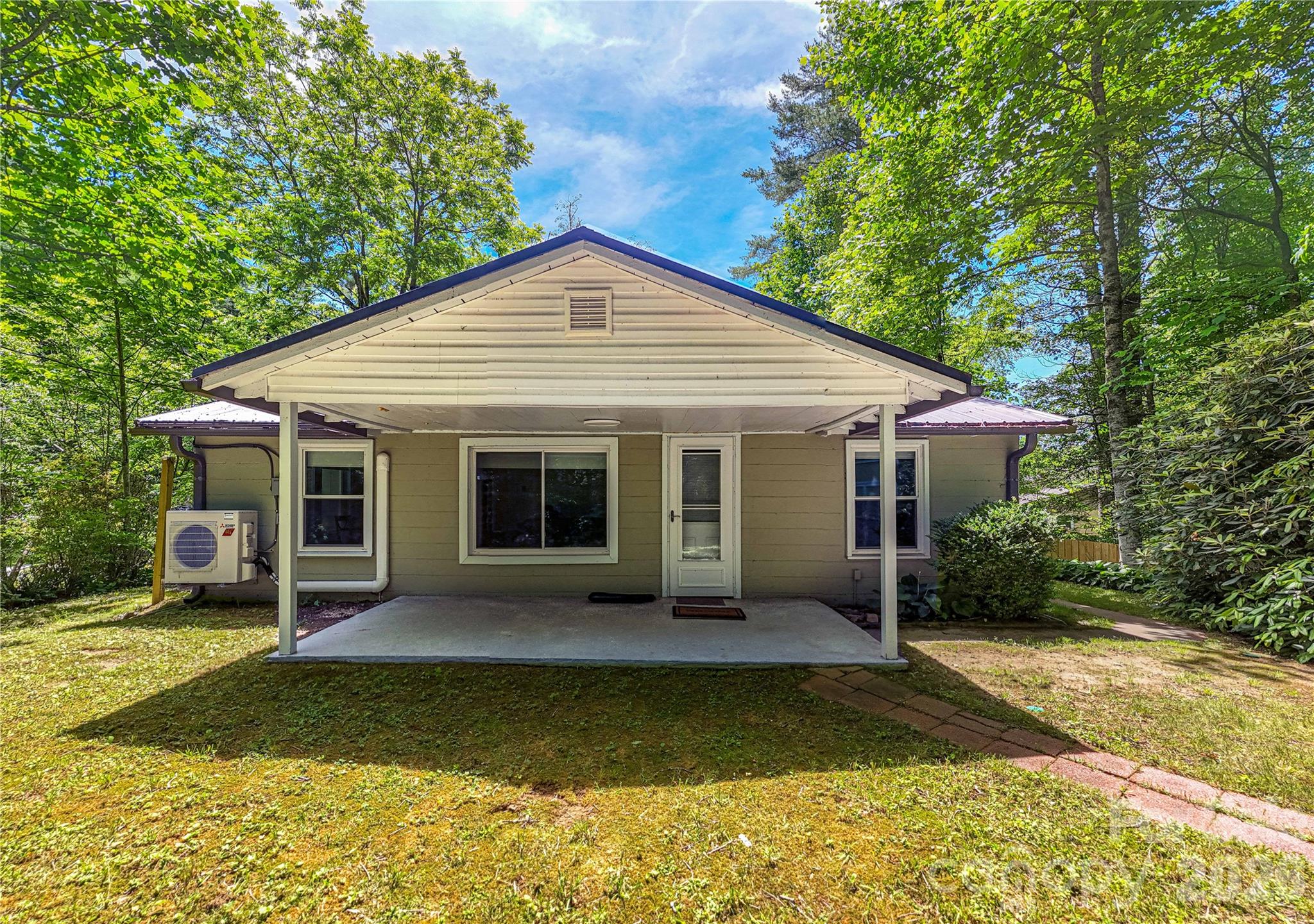 Single Family Residence at 2603 Kim Miller Road, Lake Toxaway, photo 28 of 33