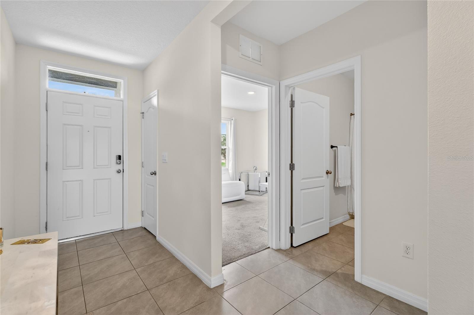 Single Family Residence at 995 BROOKLET DR, DAVENPORT, photo 11 of 70