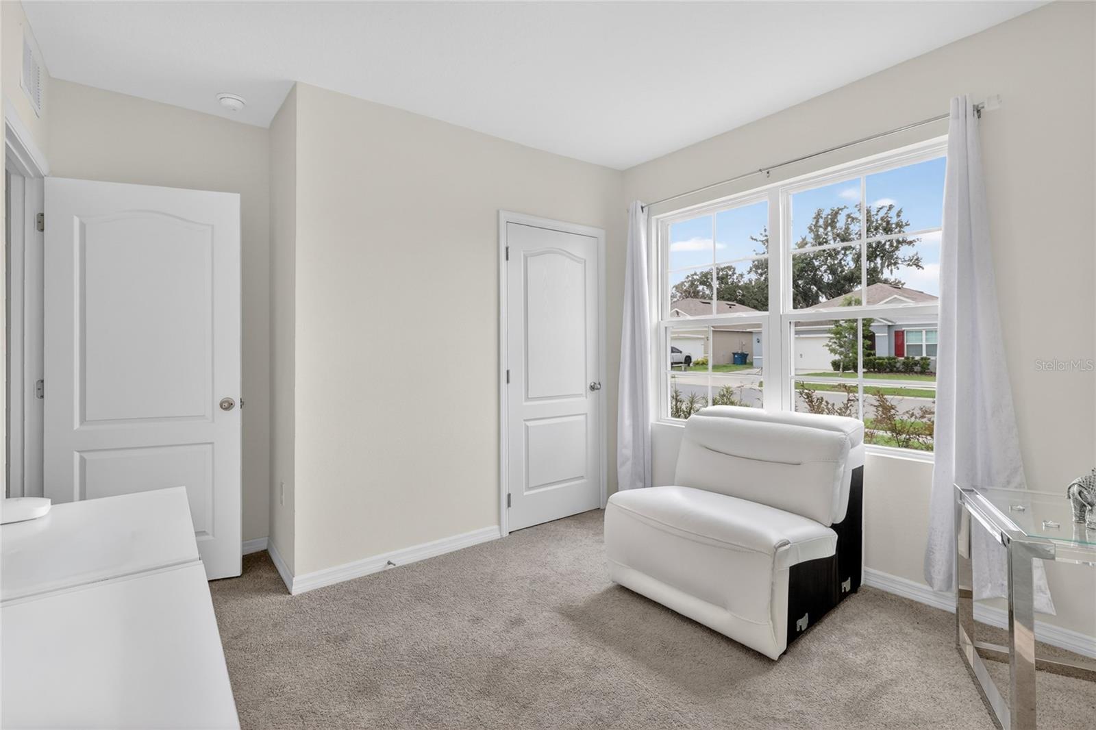 Single Family Residence at 995 BROOKLET DR, DAVENPORT, photo 13 of 70