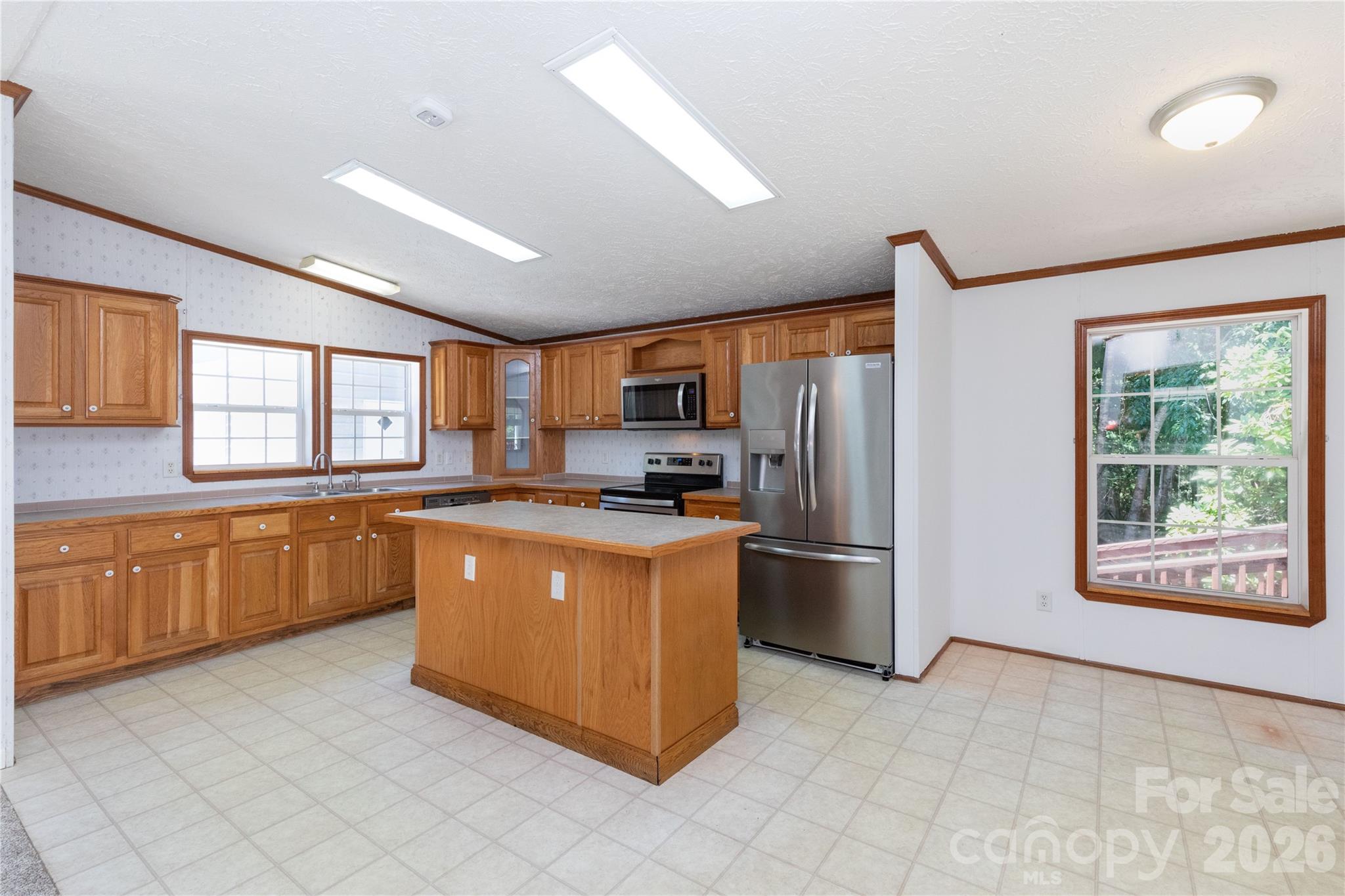 Single Family Residence at 25 Sienna Drive, Asheville, photo 12 of 28