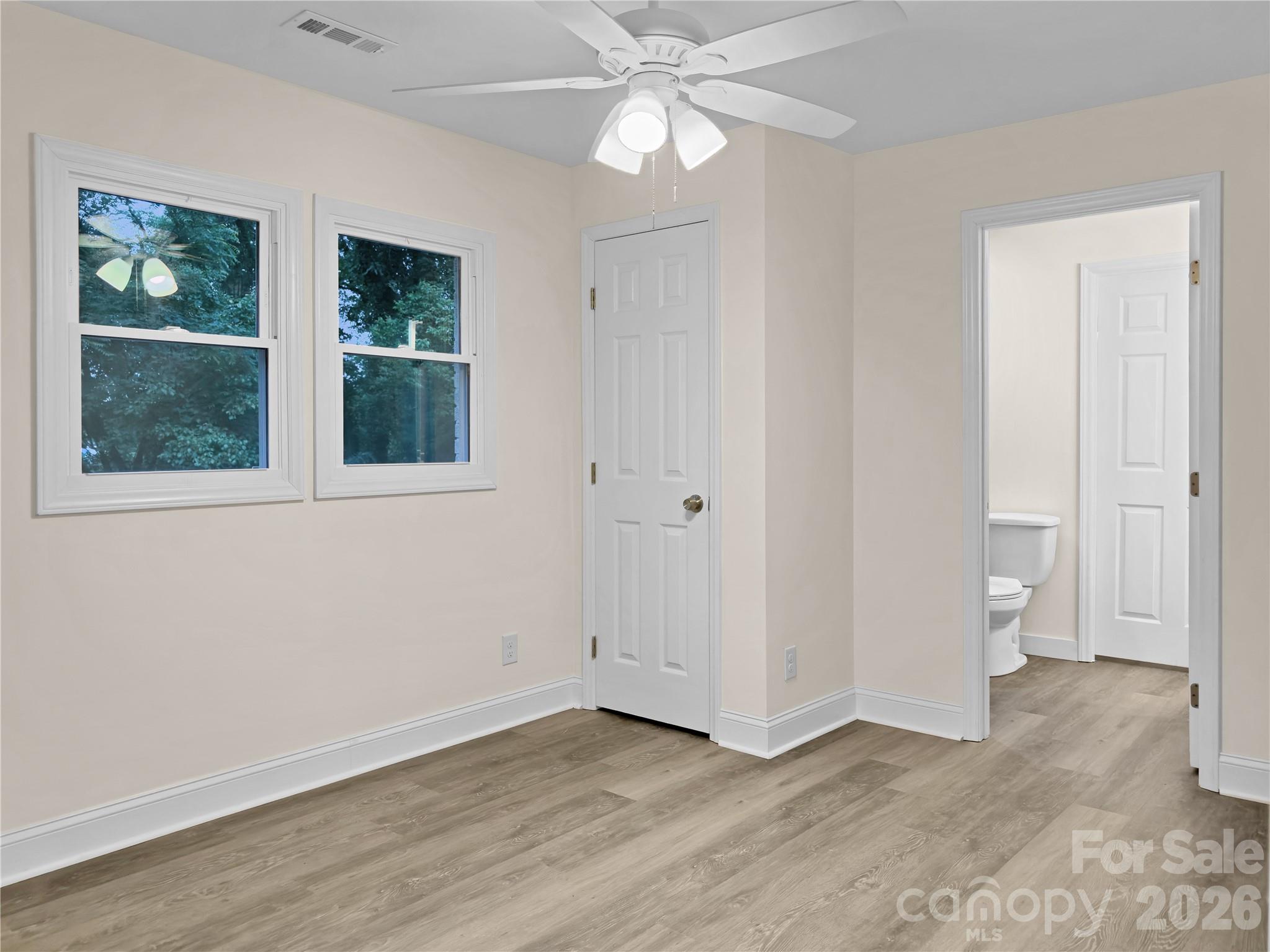 Single Family Residence at 218 Palmer Street NW, Lenoir, photo 7 of 23