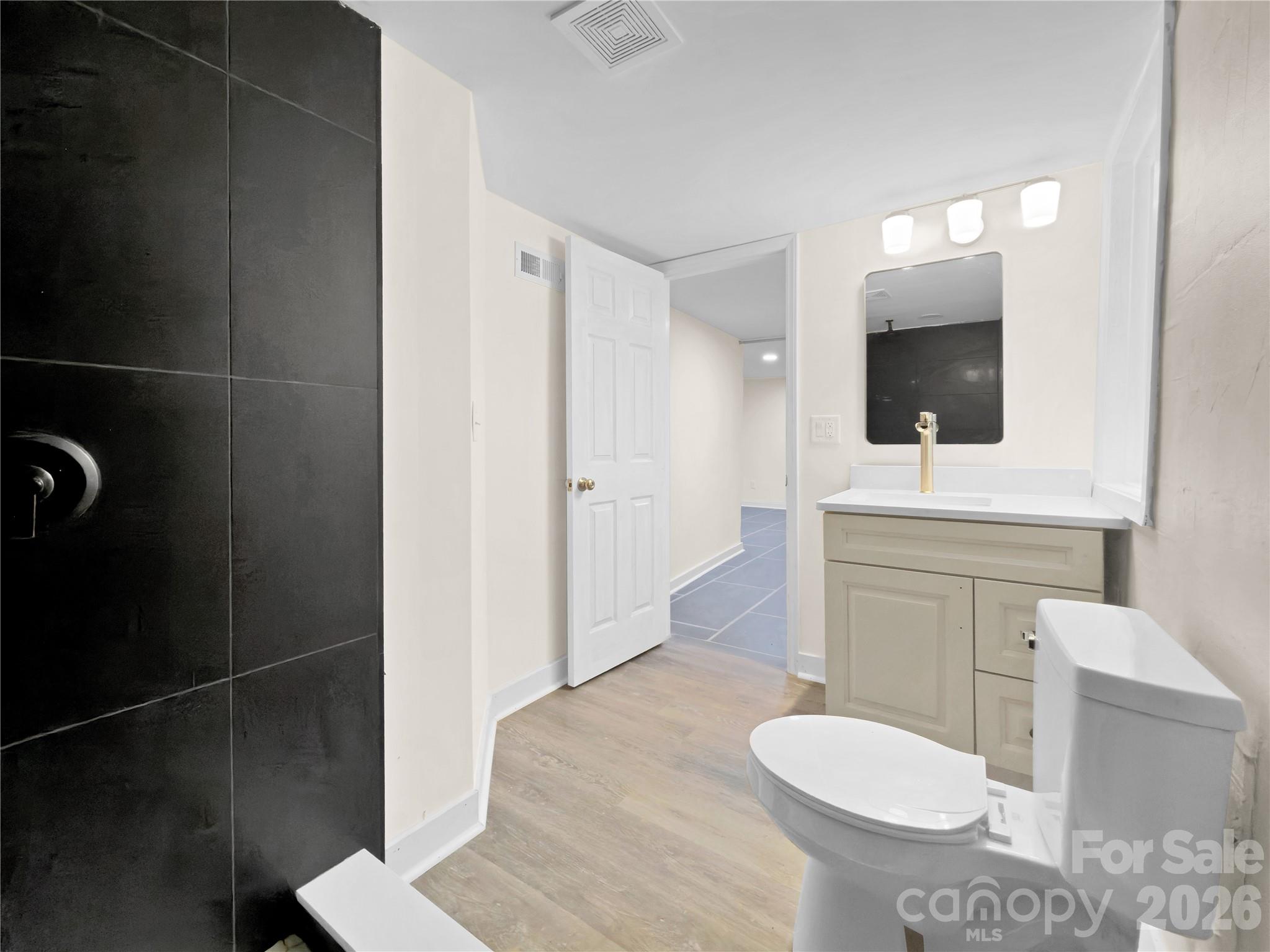 Single Family Residence at 218 Palmer Street NW, Lenoir, photo 20 of 23