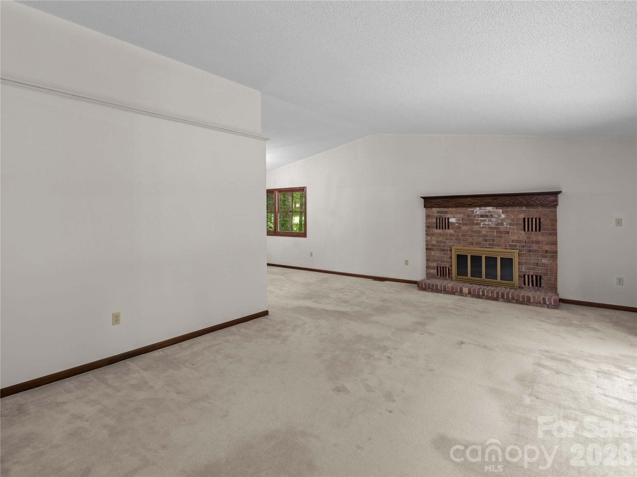 Single Family Residence at 11 Tree Top Drive, Arden, photo 15 of 44