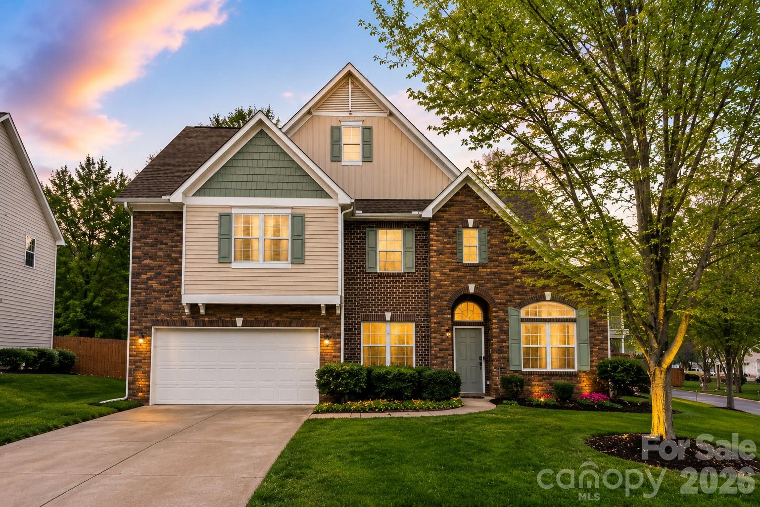 Single Family Residence at 831 Irish Green Drive, Clover, photo 4 of 36