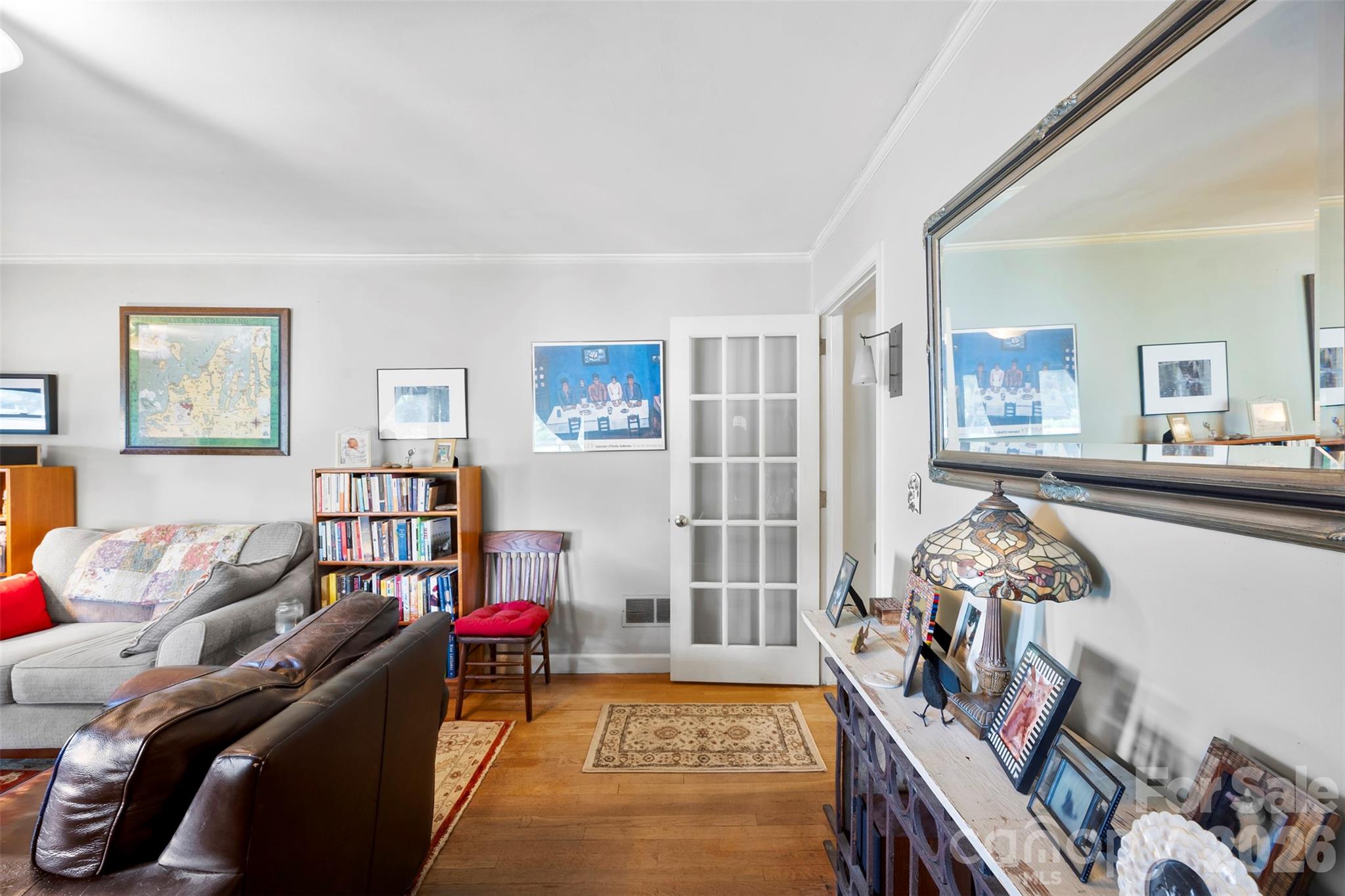 Single Family Residence at 112 Amity Circle, Belmont, photo 4 of 15