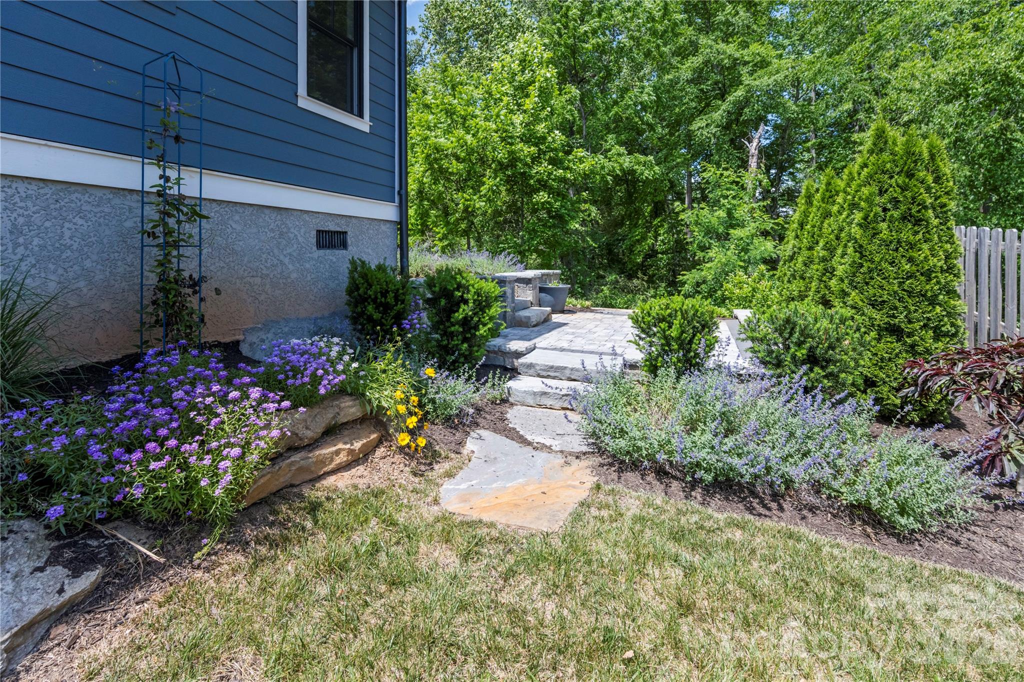 Single Family Residence at 67 Starwood Valley Trail, Arden, photo 34 of 38