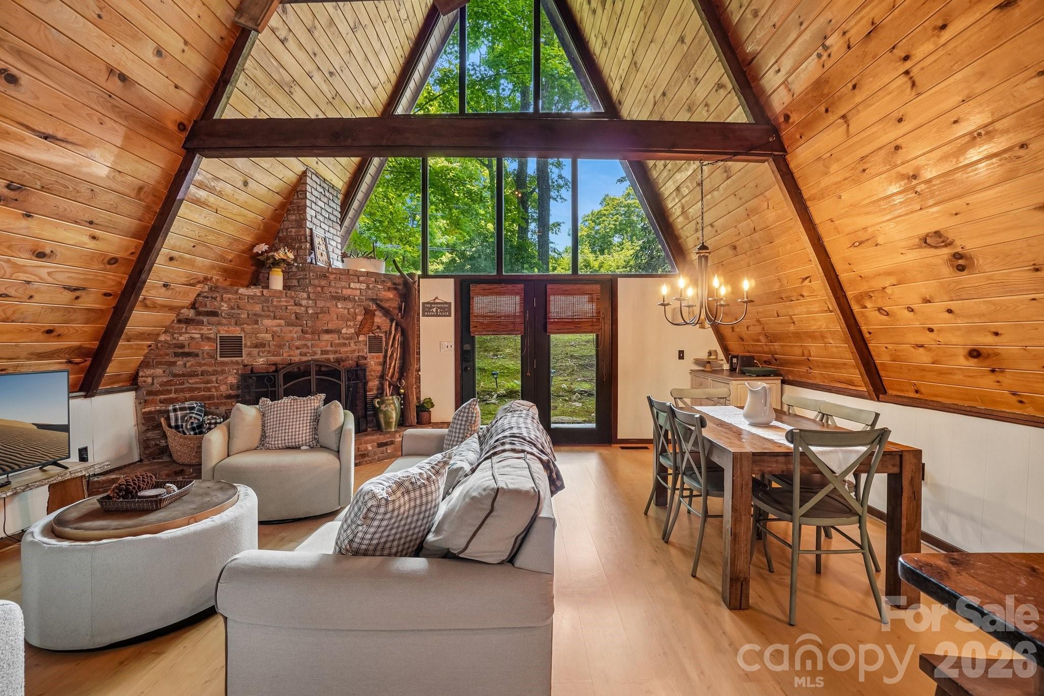 Open Floor Plan - 201 Hampton Gap Drive, Mars Hill