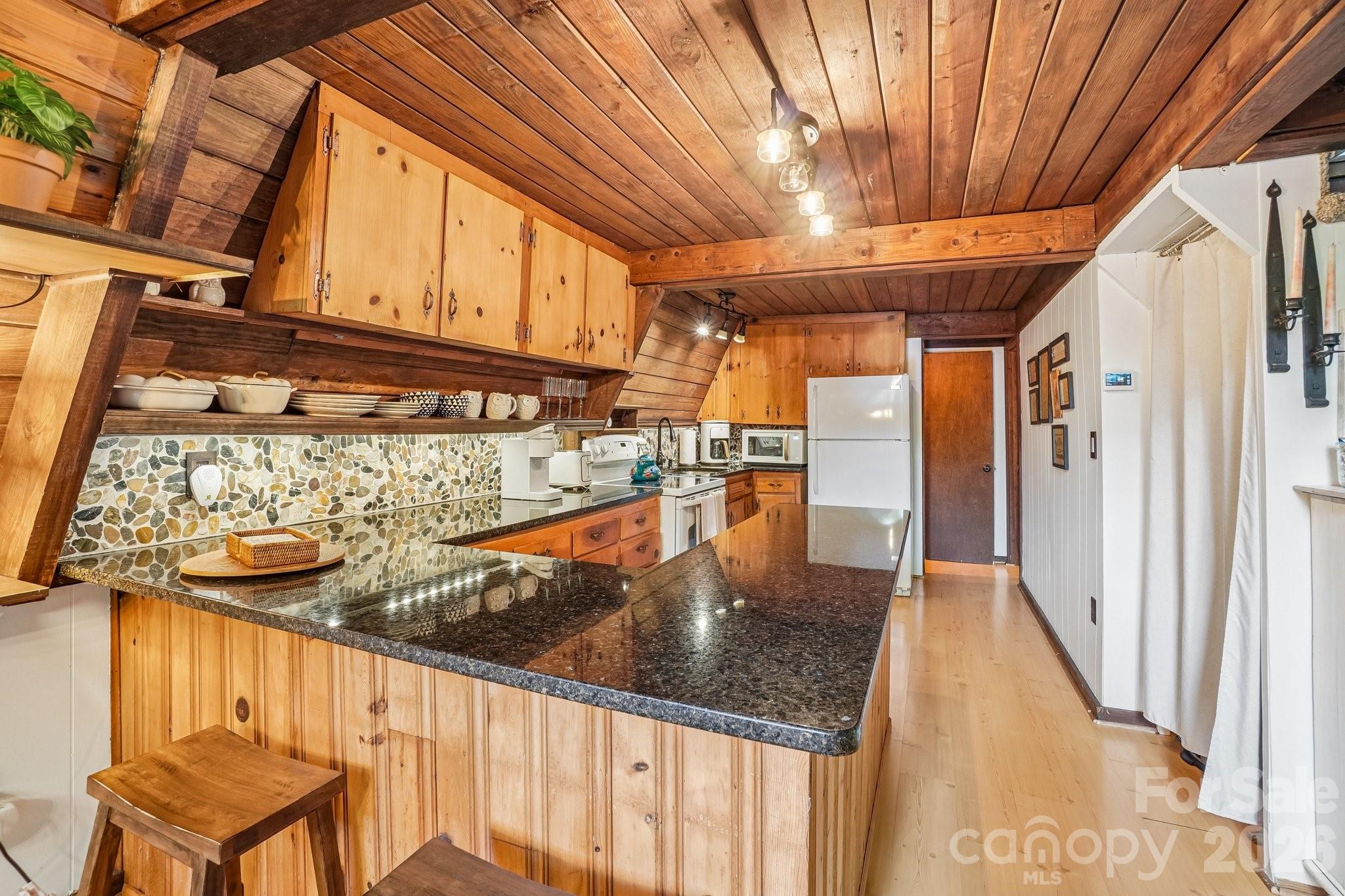 Granite Counters - 201 Hampton Gap Drive, Mars Hill