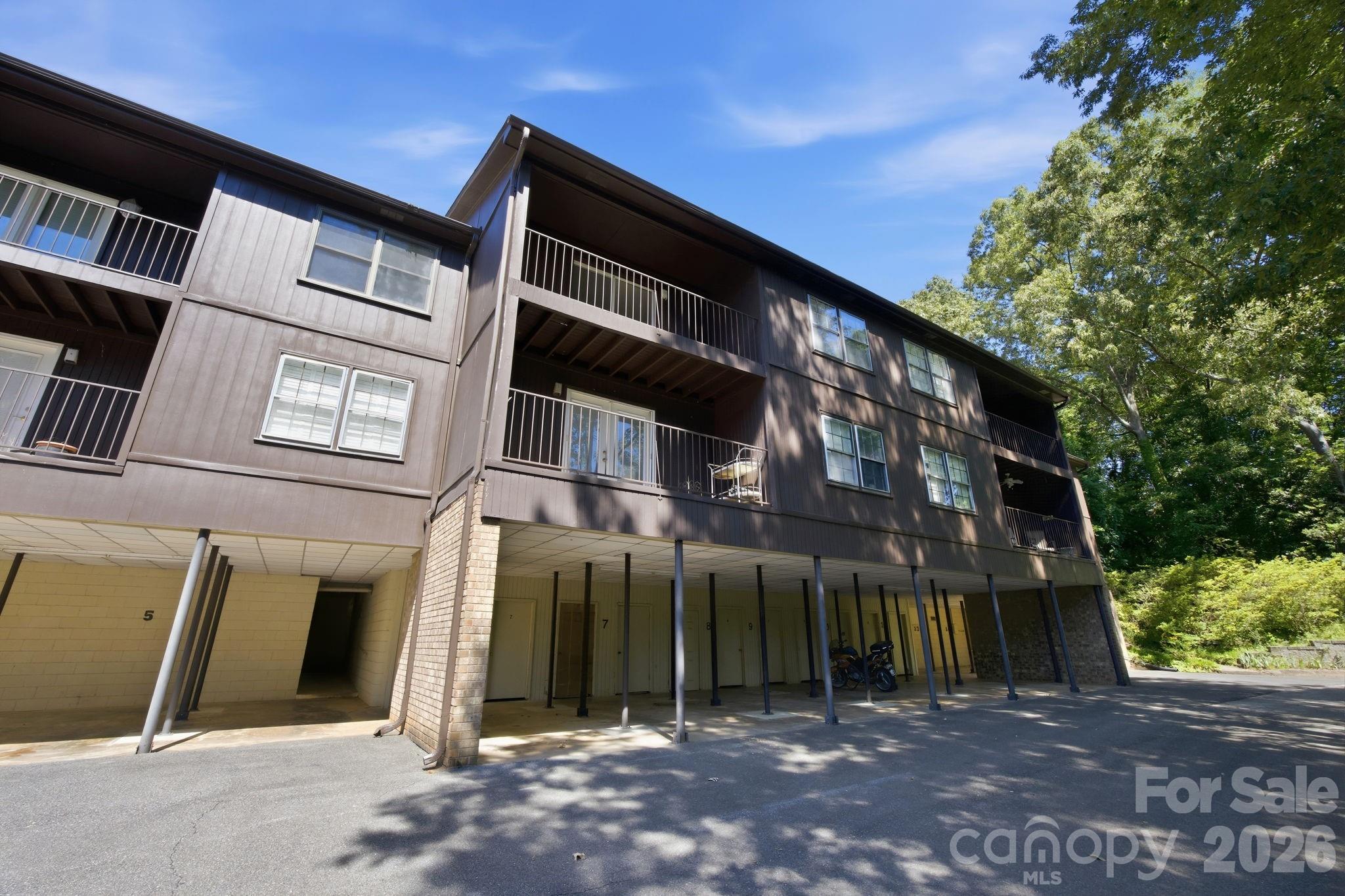Condominium at 849 Nottingham Drive, Gastonia, photo 35 of 45