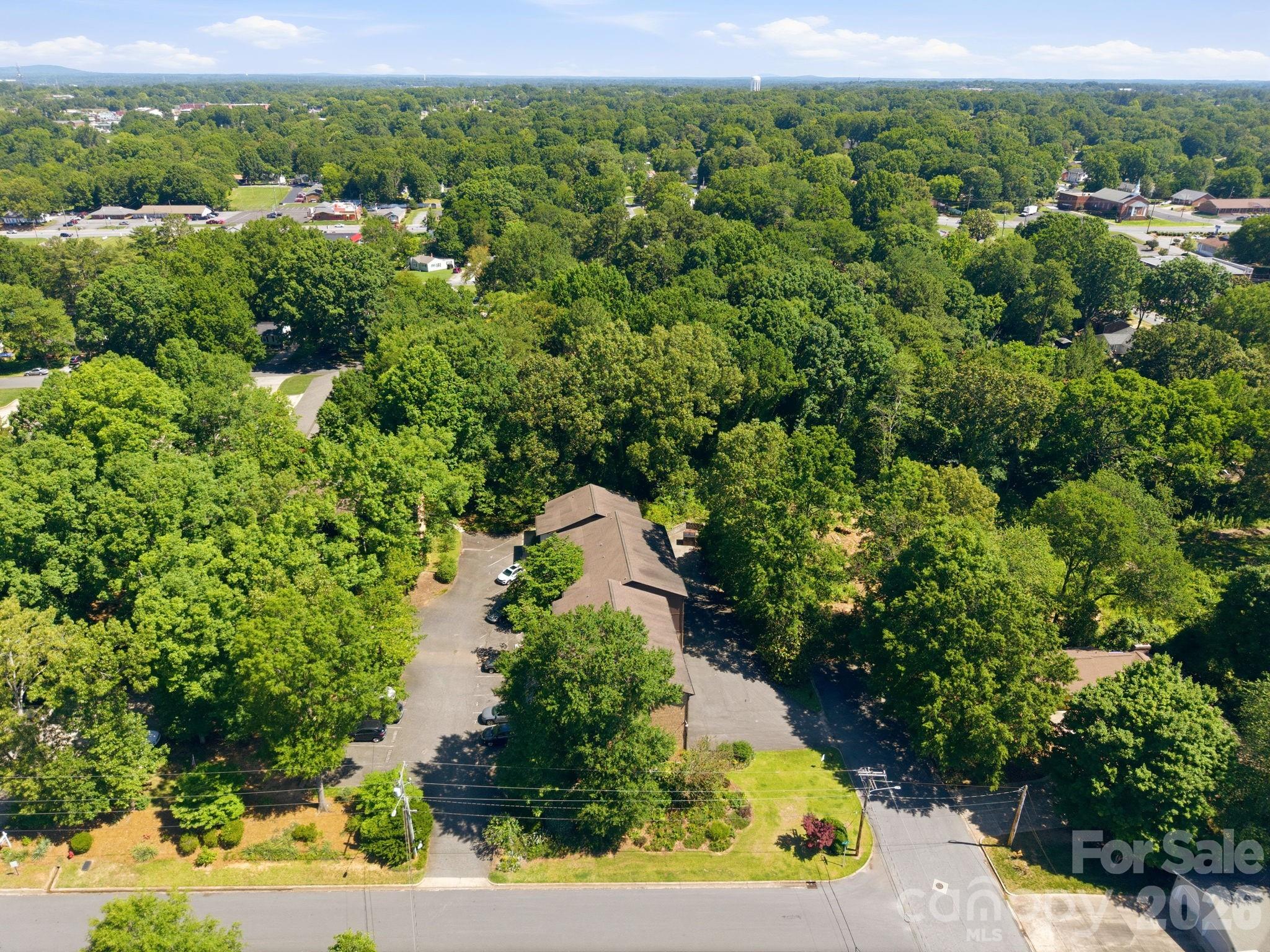 Condominium at 849 Nottingham Drive, Gastonia, photo 40 of 45